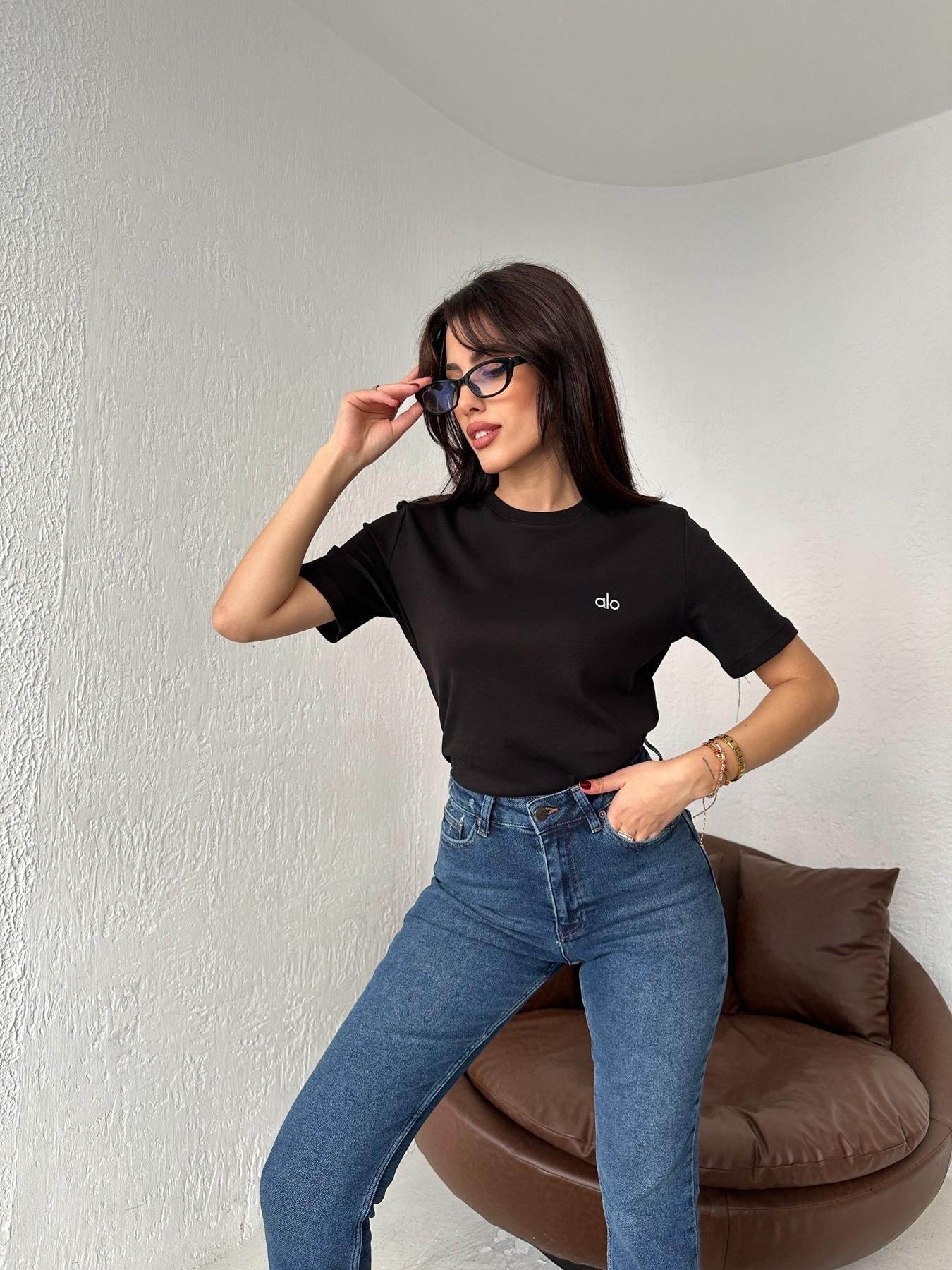 Bisiklet Yaka Nakışlı Tişört SİYAH