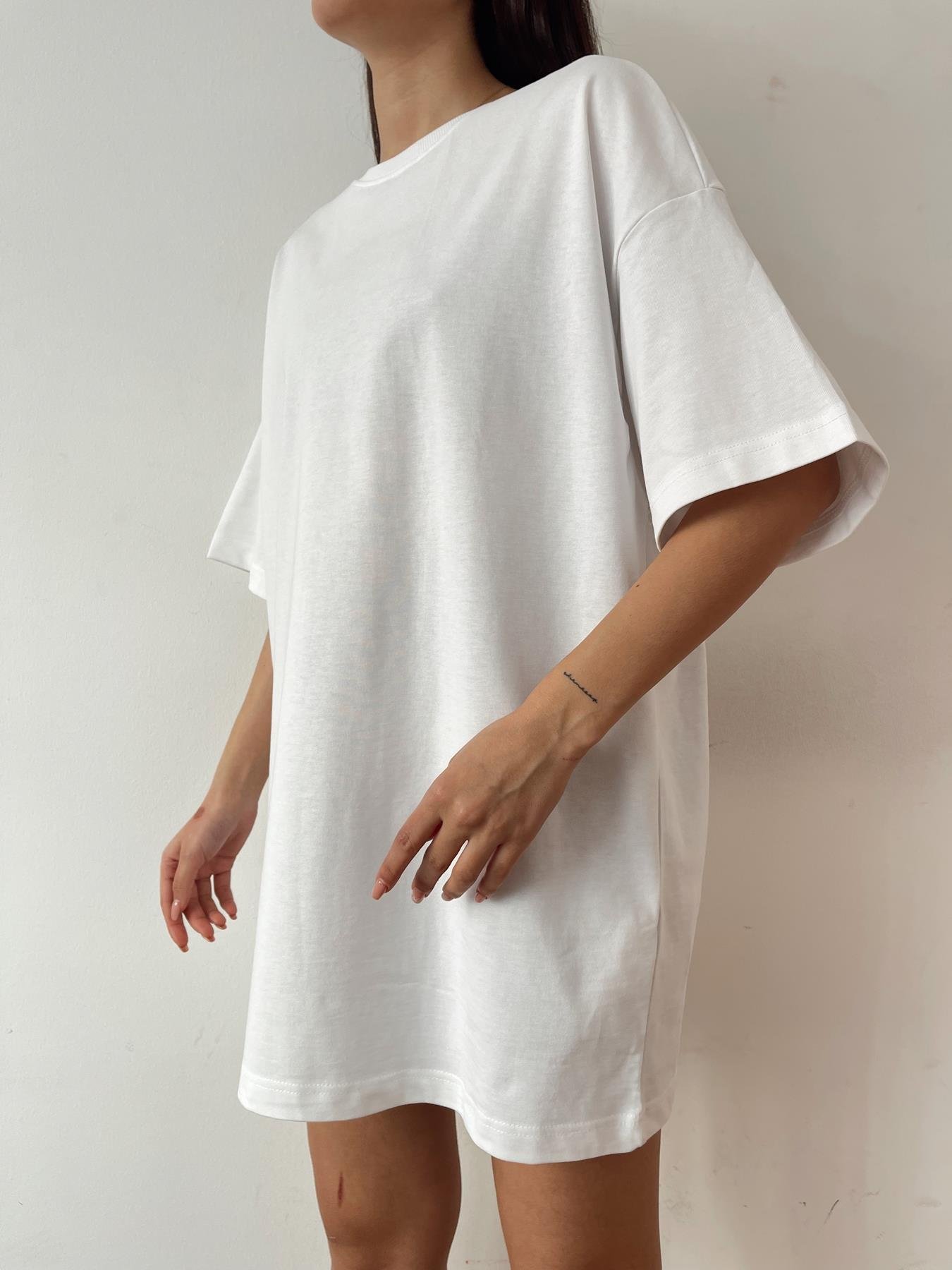 Bisiklet Yaka Oversize Tişört BEYAZ