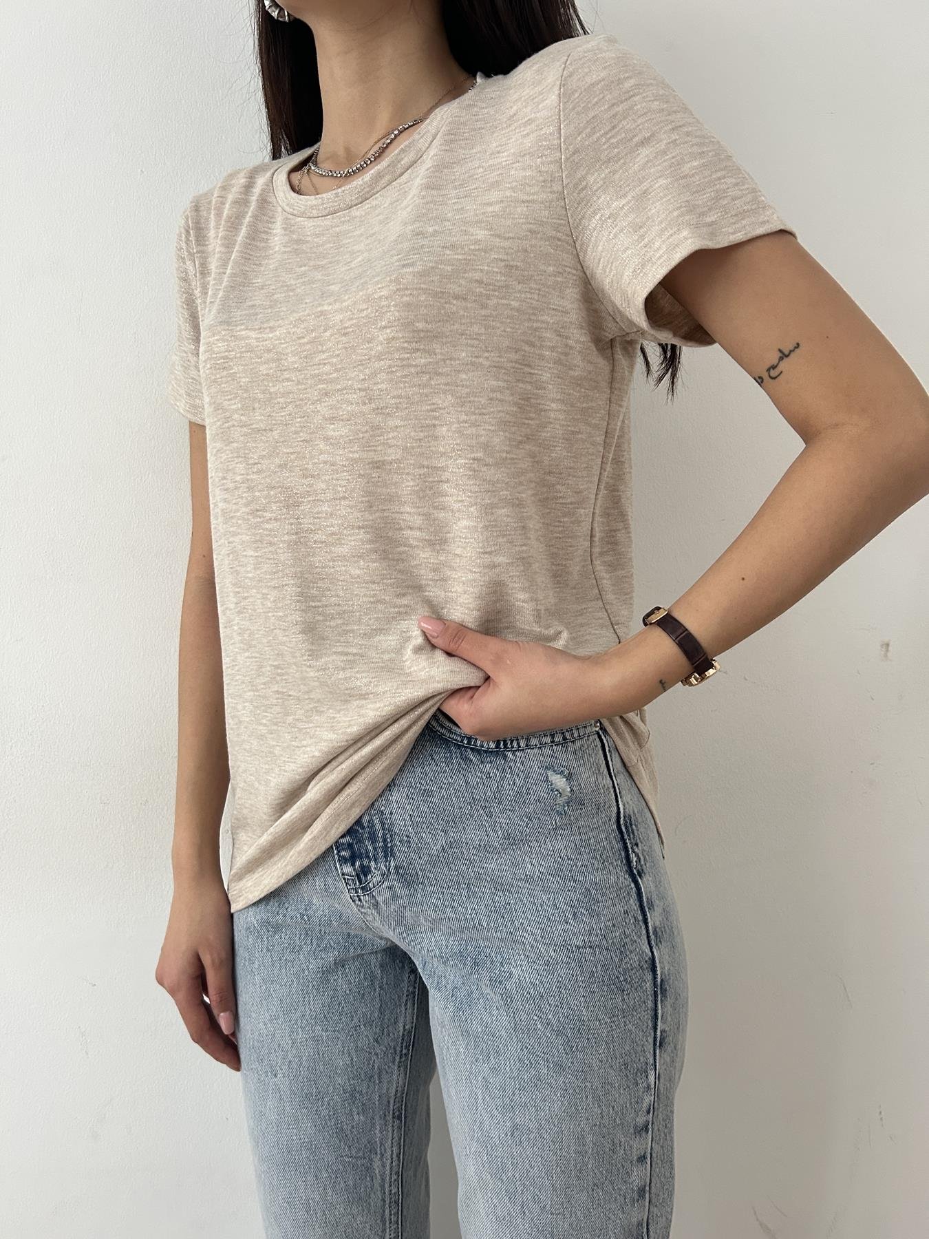 Bisiklet Yaka Simli Tişört BEJ