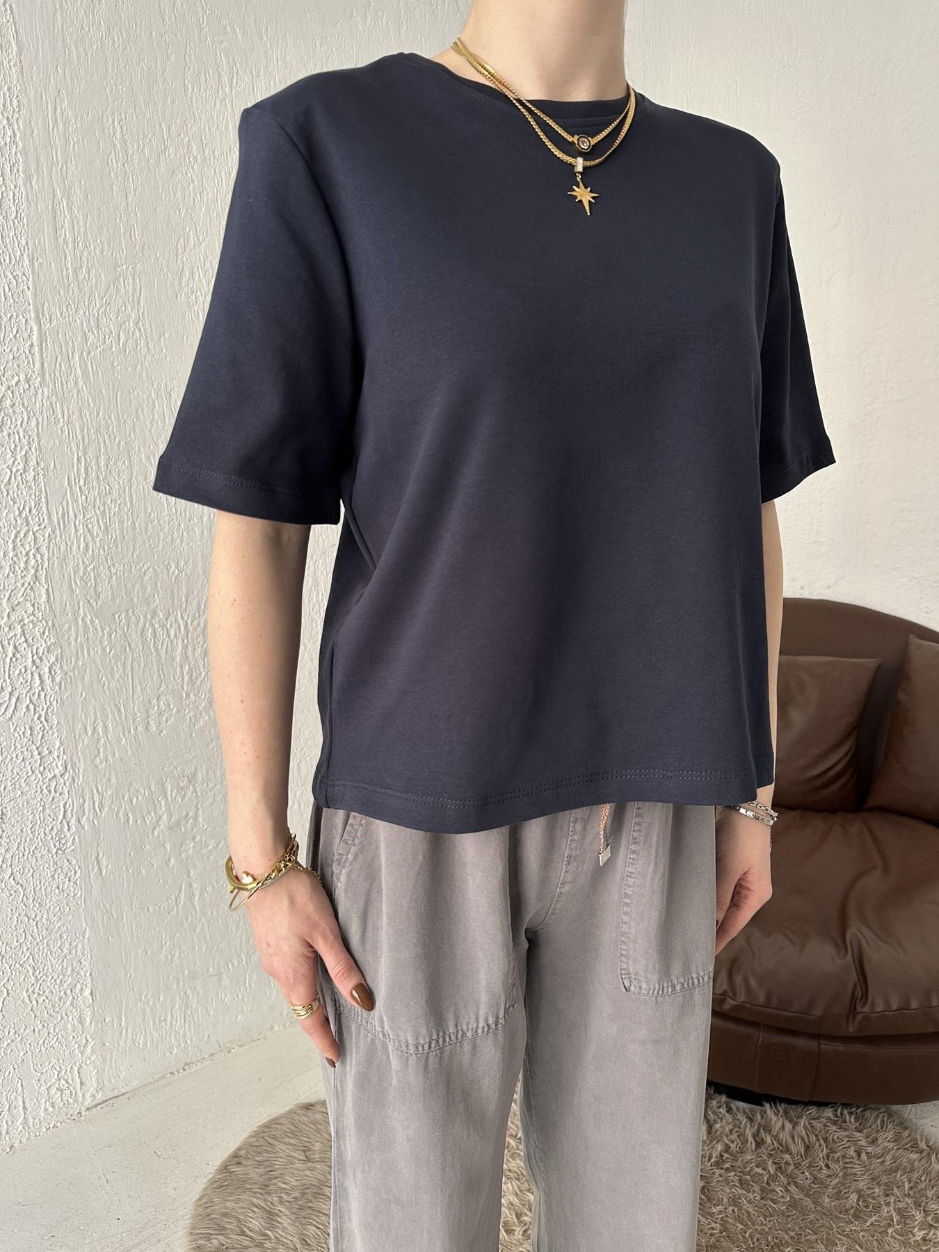 Bisiklet Yaka Vatkalı Tişört LACİVERT