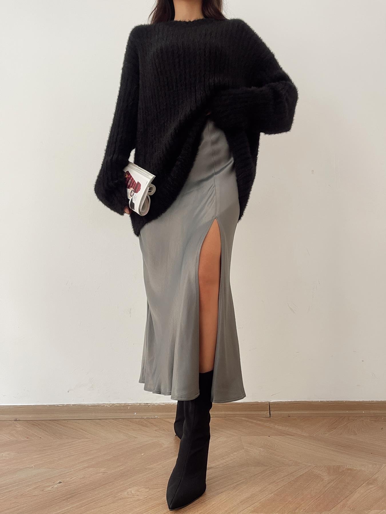 Bisiklet Yaka Yumoş Kazak SİYAH