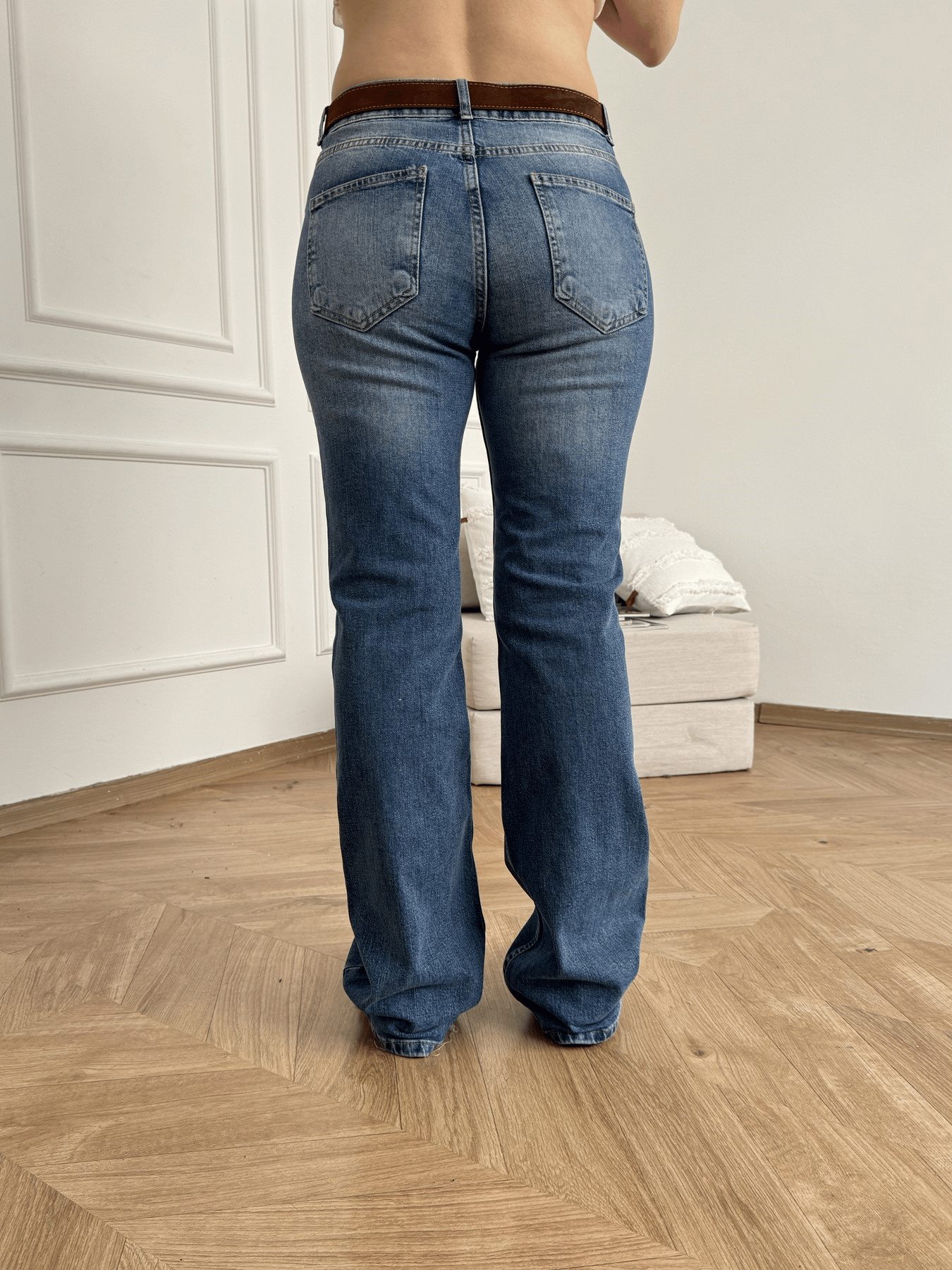 Boru Paça Kemerli Jean Pantolon Mavi