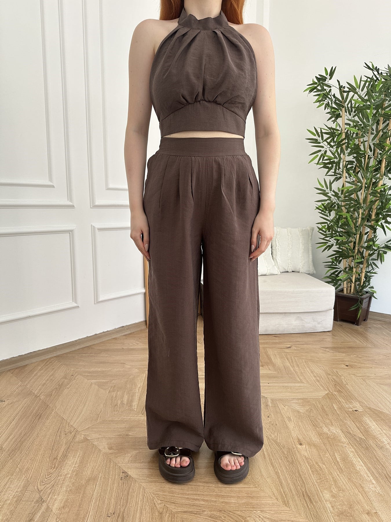 Boyundan Bağlamalı Crop - Pantolon Takım Kahve