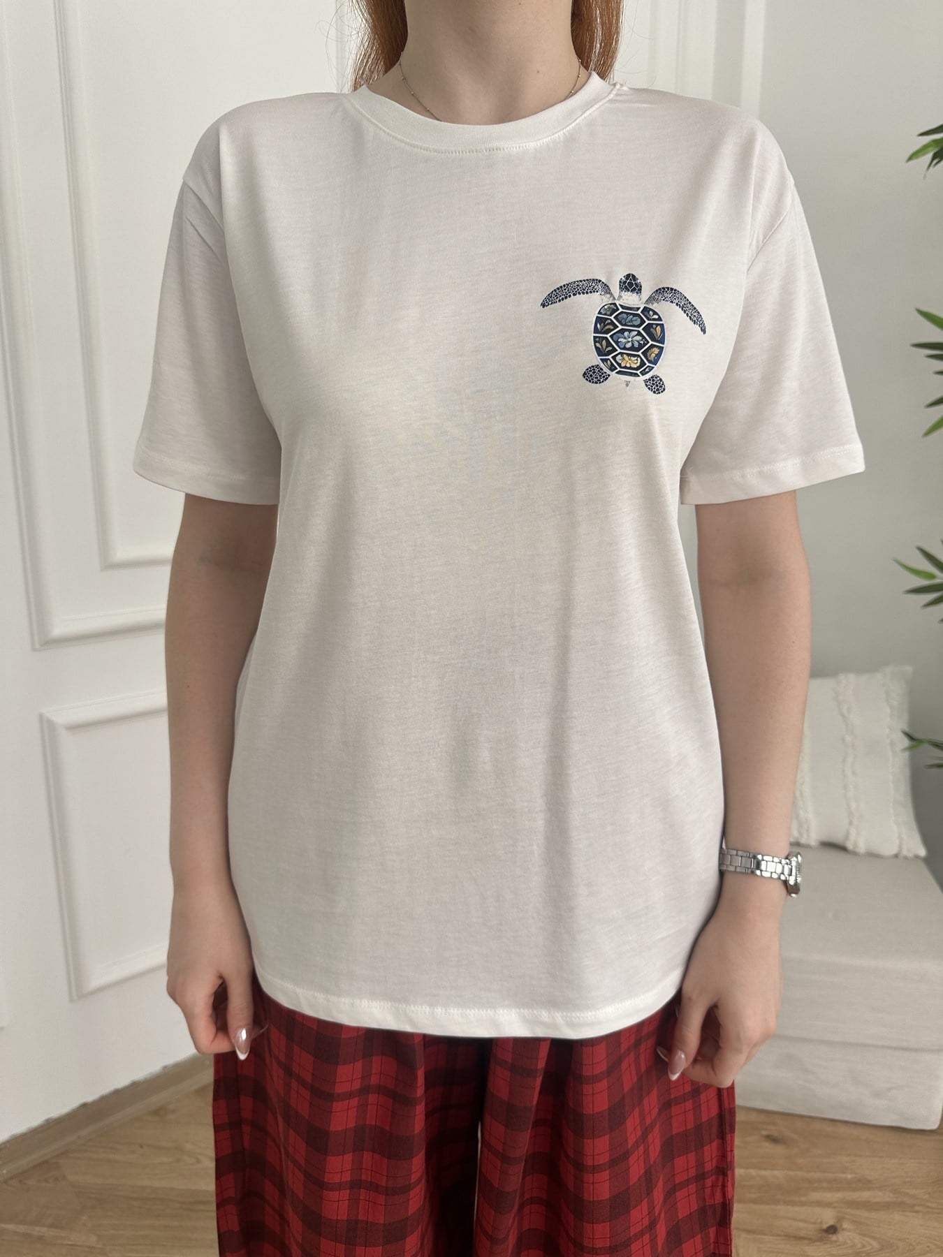 Caretta Göğüs ve Sırt Baskılı T-shirt Ekru