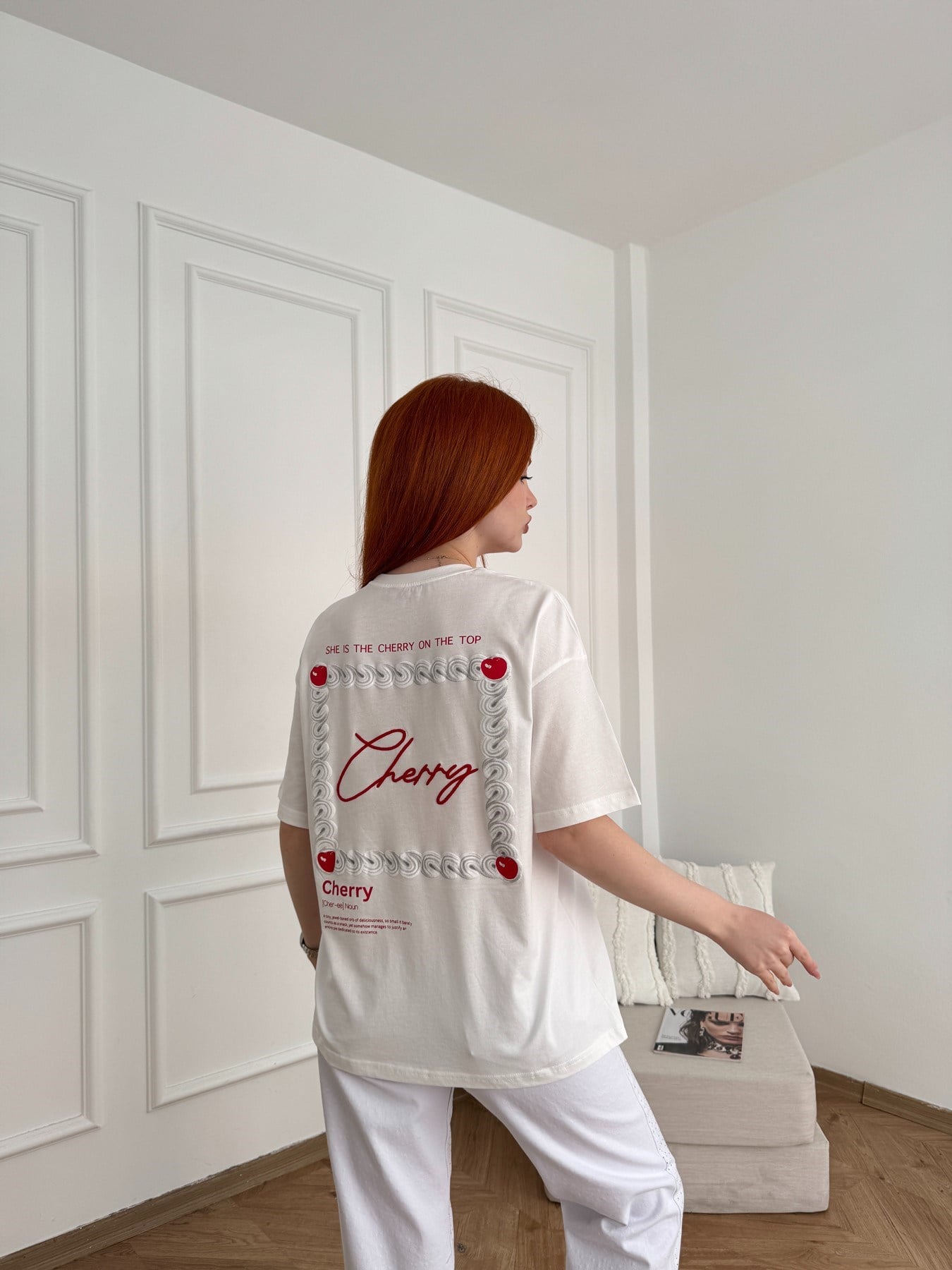 Cherry Nakışlı T-shirt Ekru