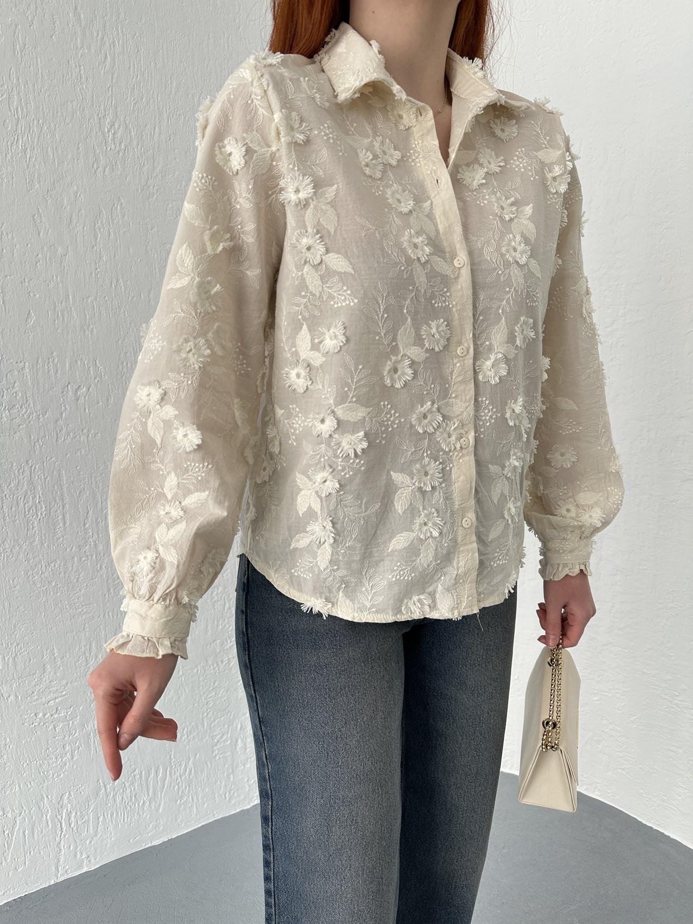 Çiçekleri Püsküllü Gömlek Bej