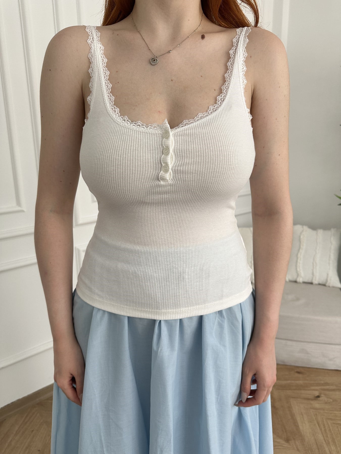 Dantel Detay Askılı Atlet Ekru