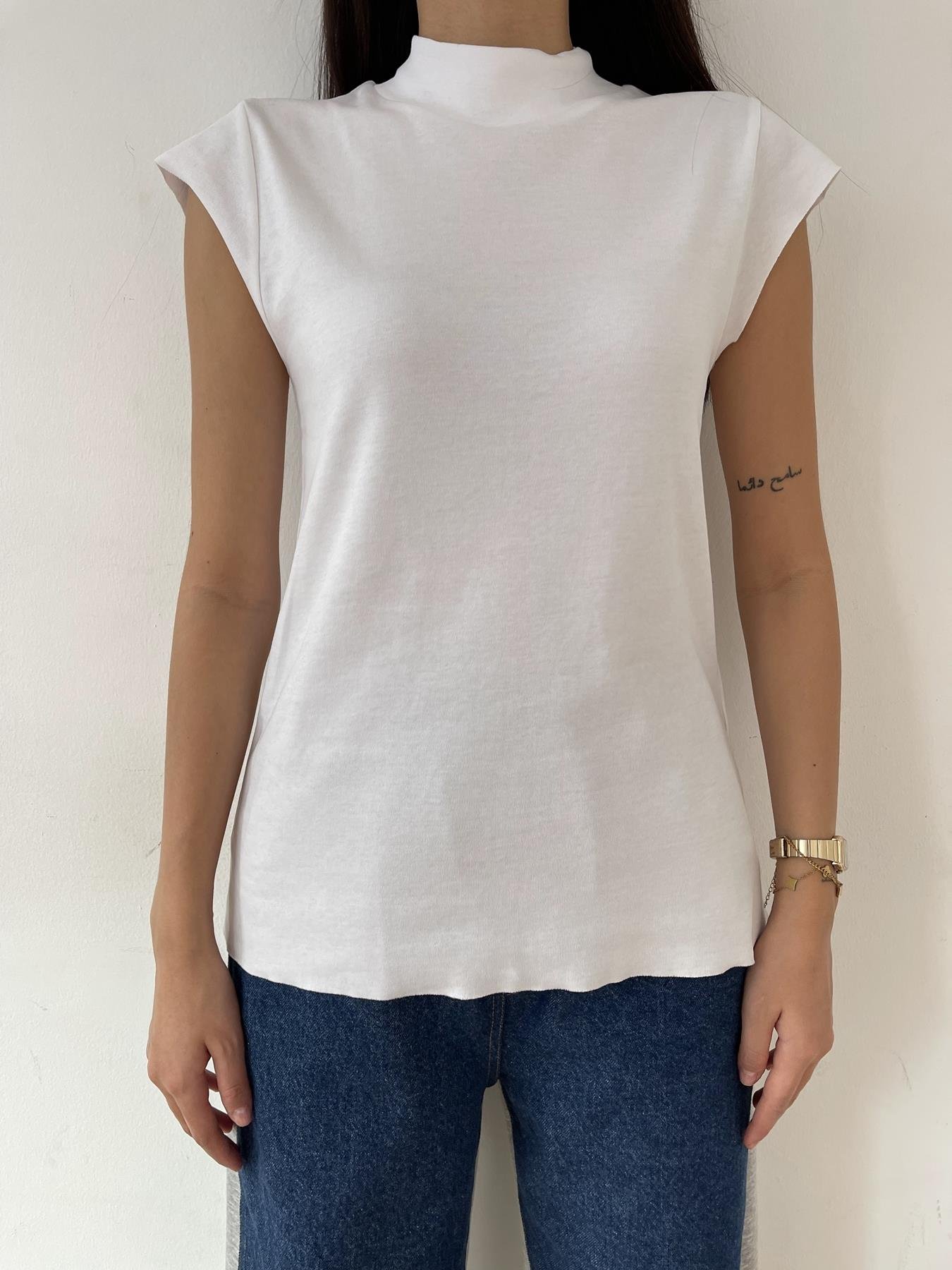 Dik Yaka Basic Tişört BEYAZ