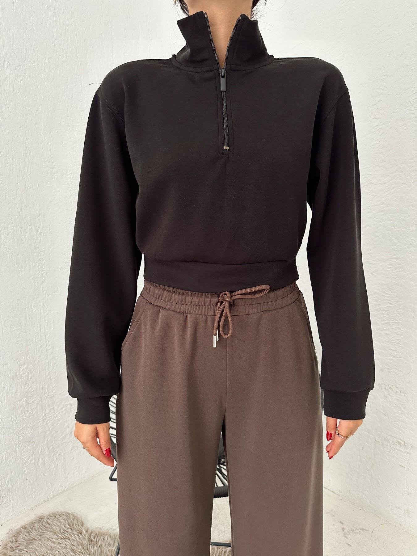 Dik Yaka Fermuarlı Sweatshirt SİYAH