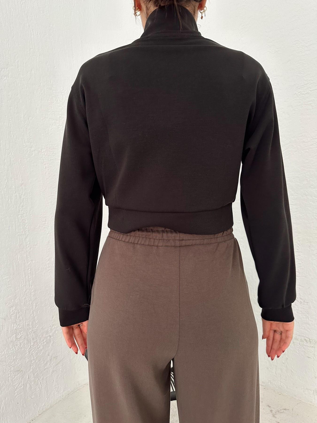 Dik Yaka Fermuarlı Sweatshirt SİYAH