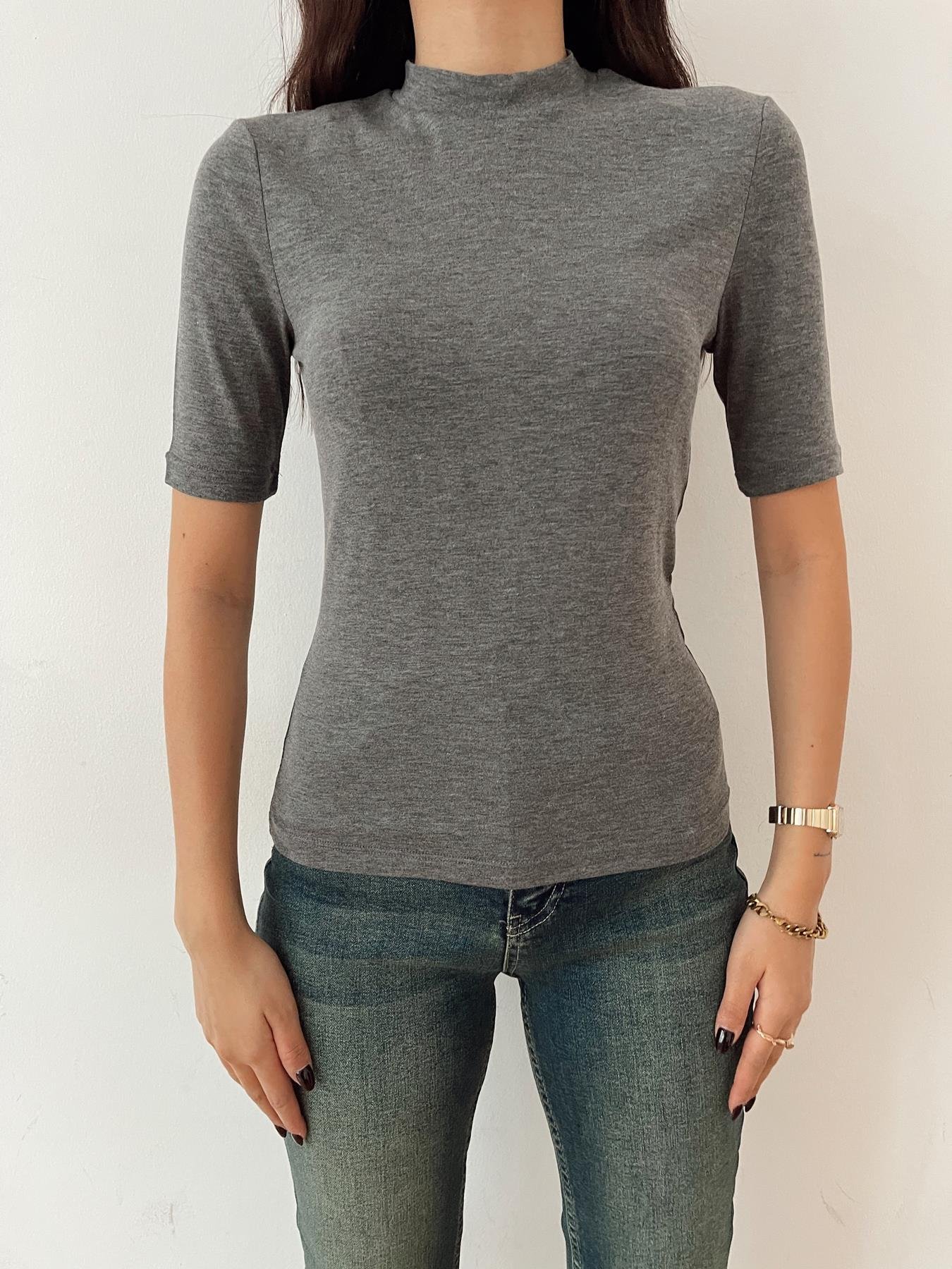 Dik Yaka Kısa Kol Tişört ANTRASİT