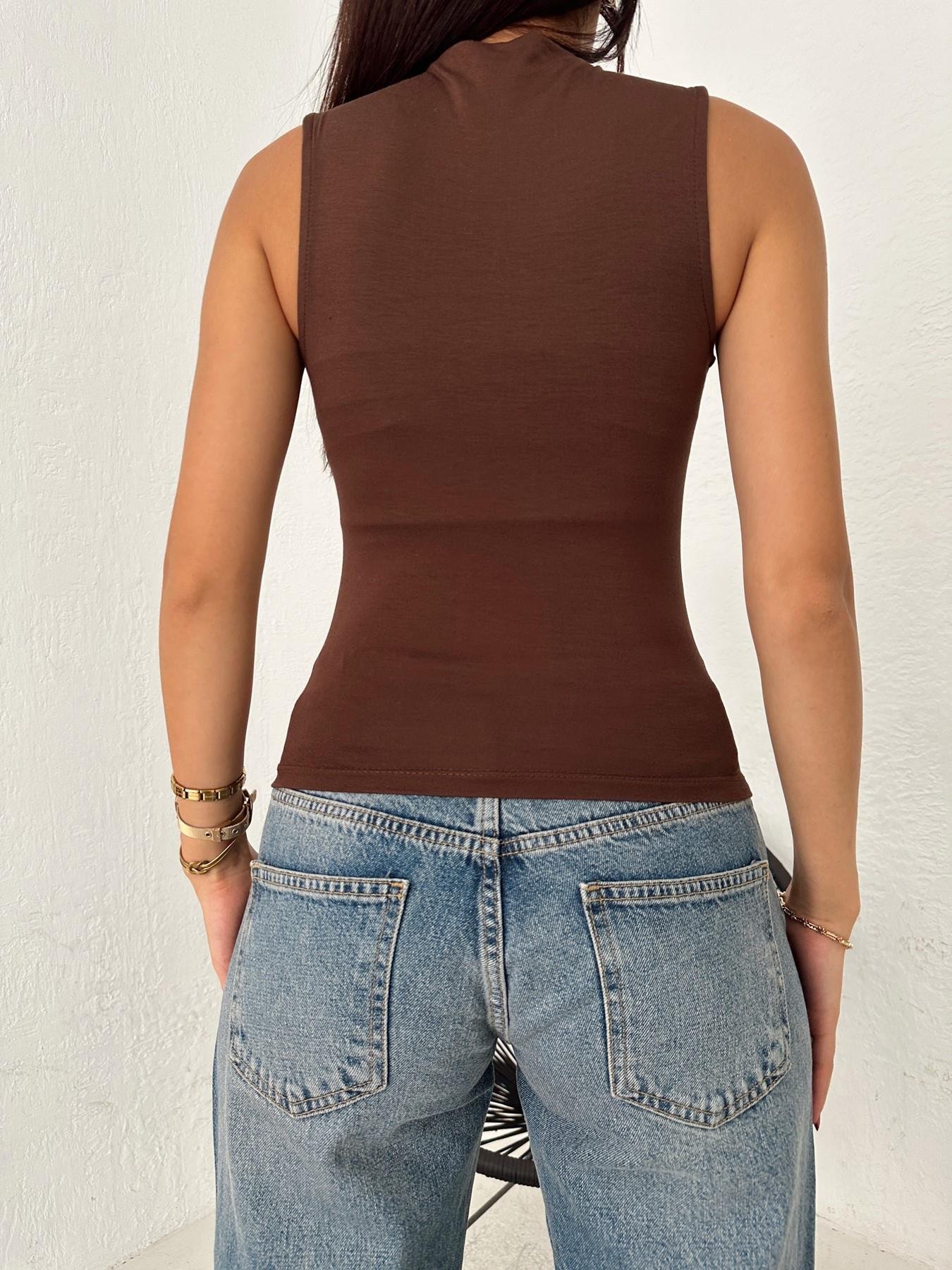 Dik Yaka Yanları Büzgülü Bluz KAHVE