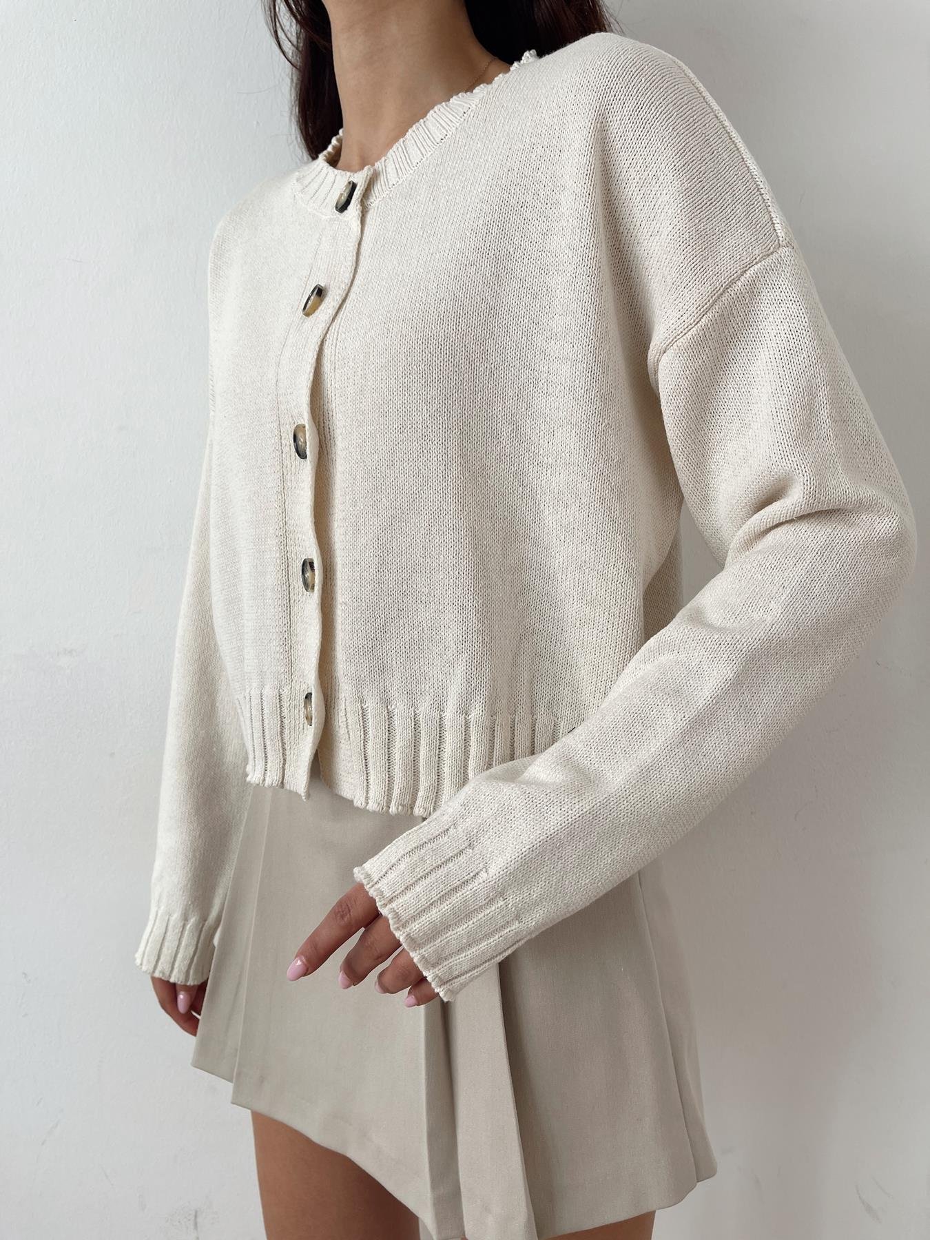 Düğmeli Uzun Kol Hırka KREM