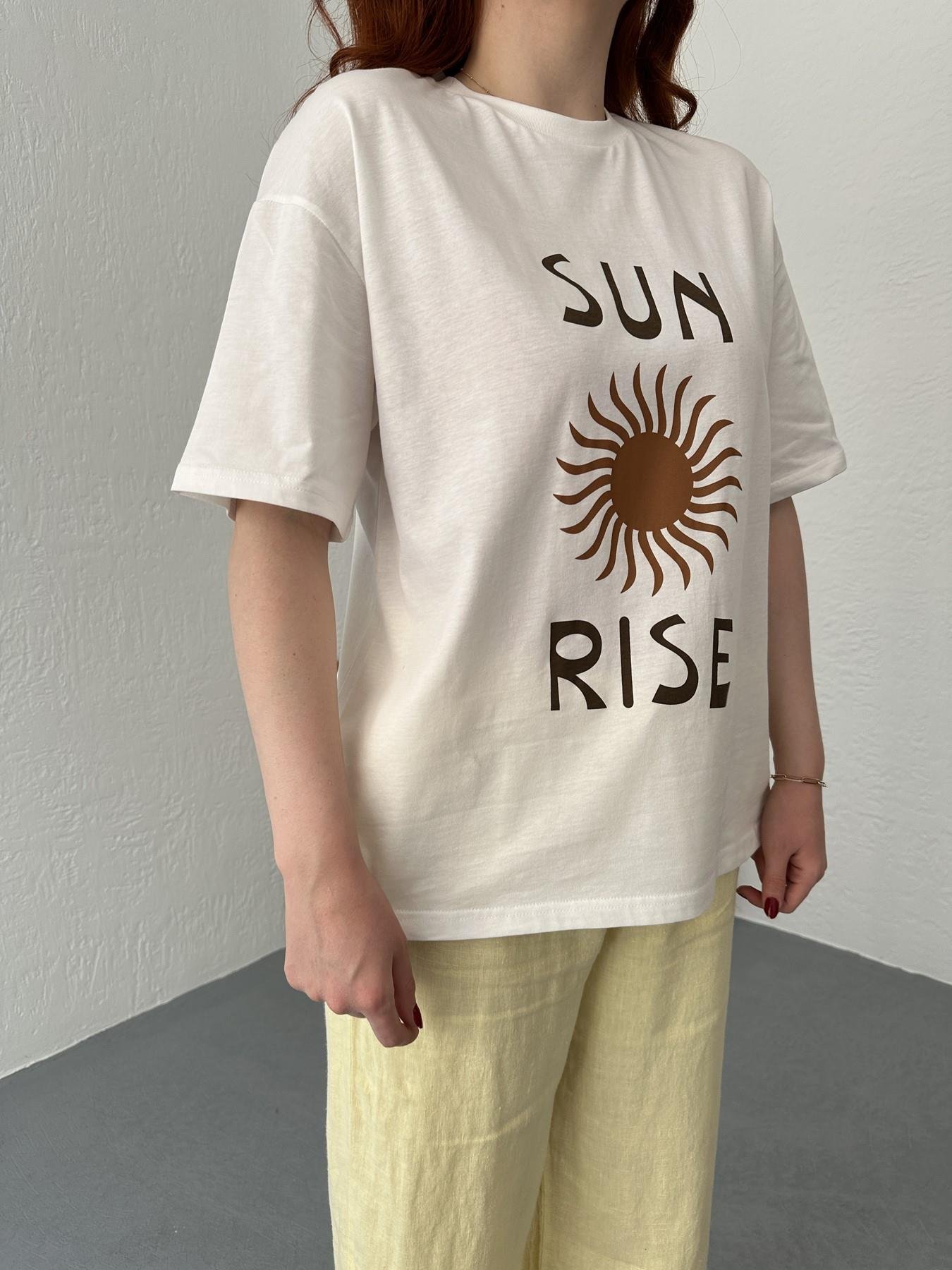 Düşük Kollu Baskılı Tişört Ekru