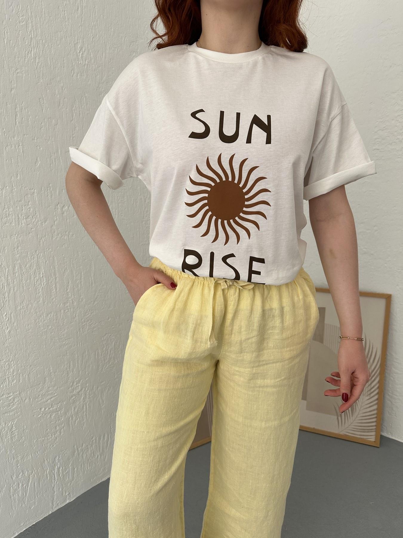 Düşük Kollu Baskılı Tişört Ekru