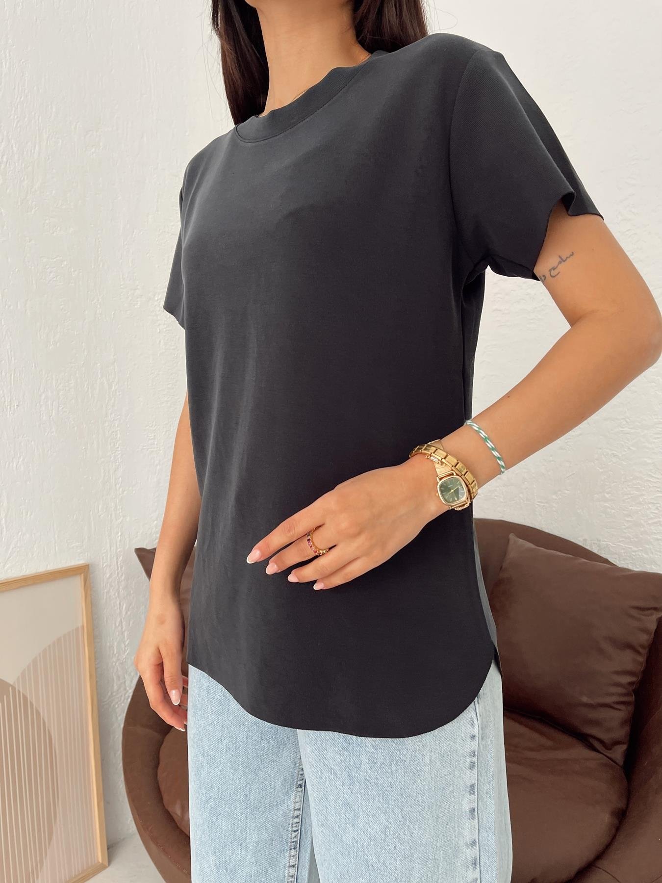Eteği Oval Modal Tişört SİYAH