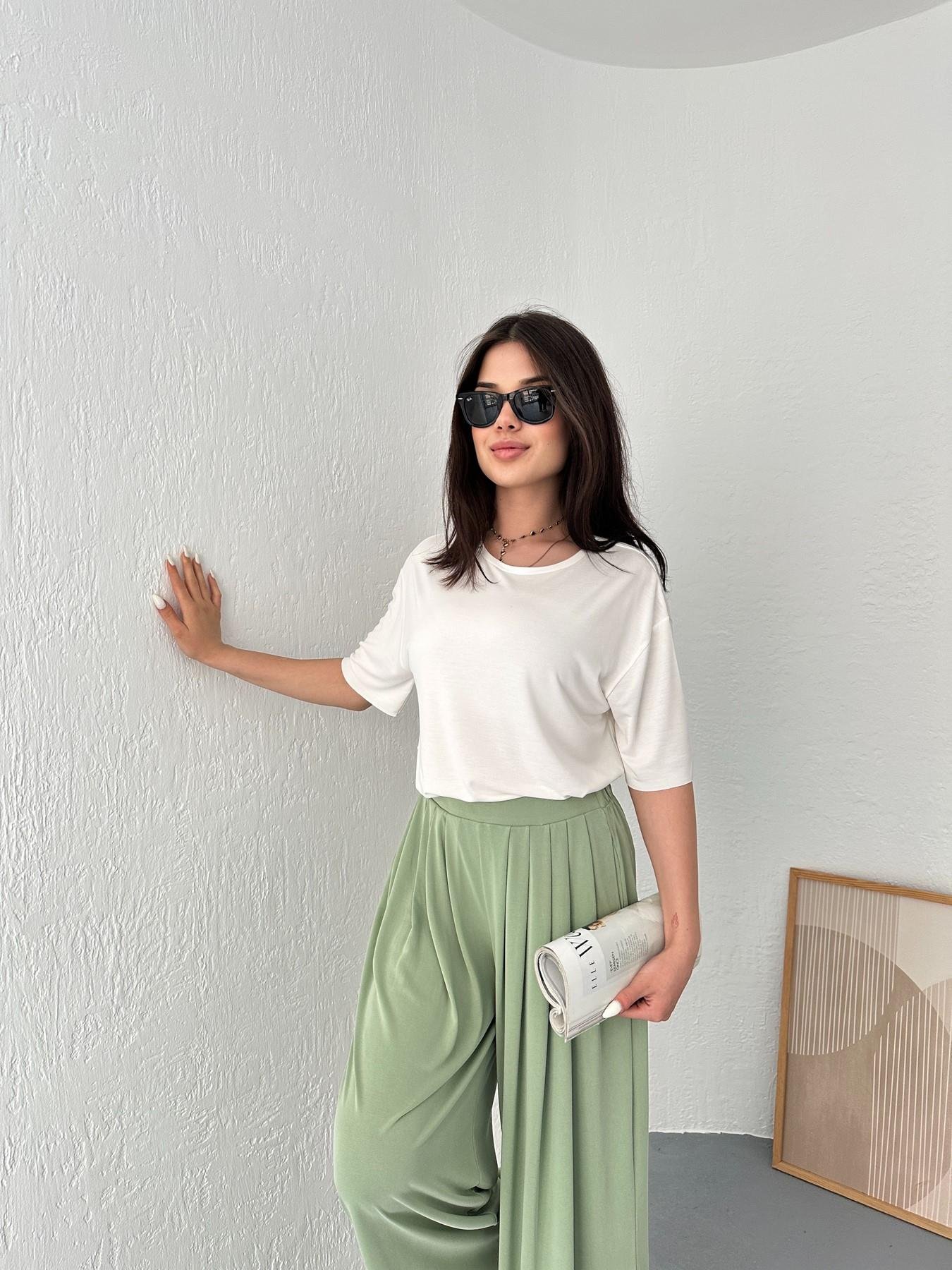 Eteği Oval Oversize Tişört Ekru