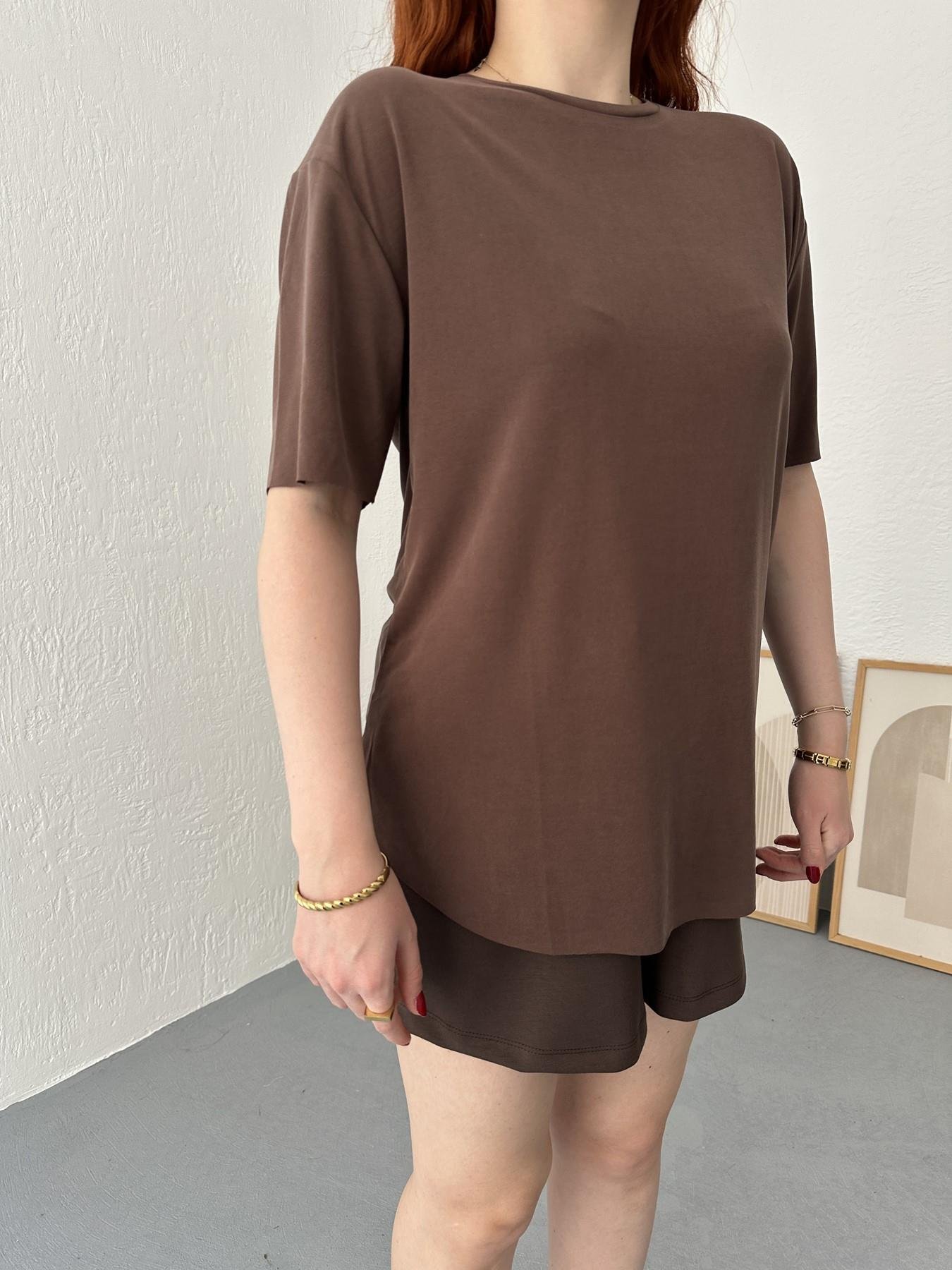 Eteği Oval Oversize Tişört Kahve