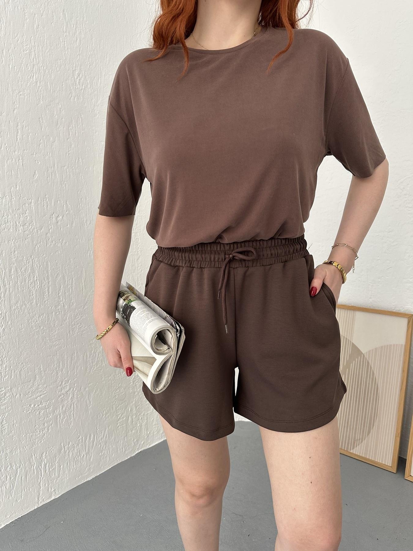 Eteği Oval Oversize Tişört Kahve