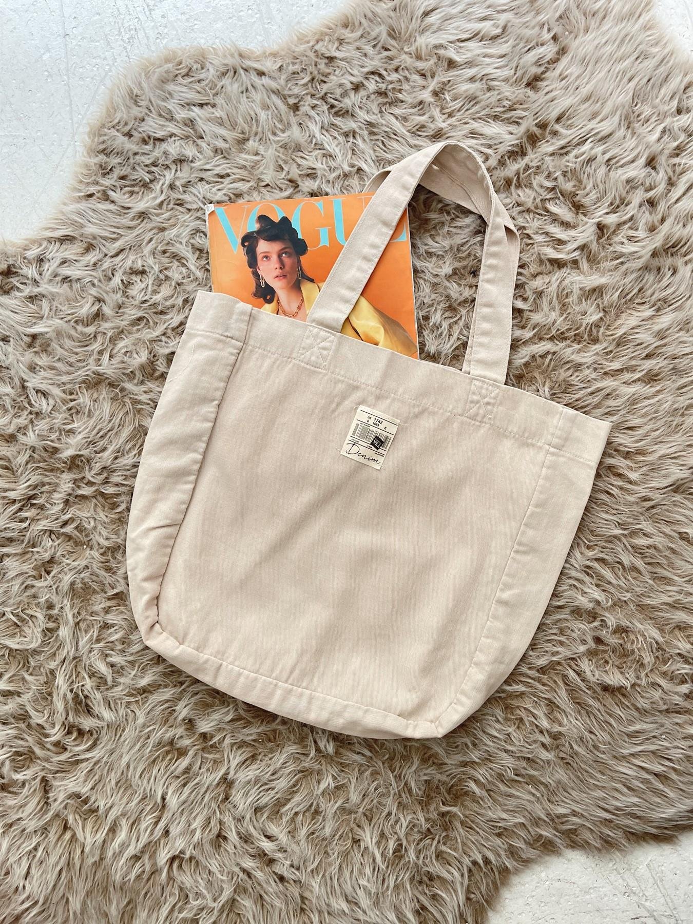 Etiket Detay Çanta TAŞ