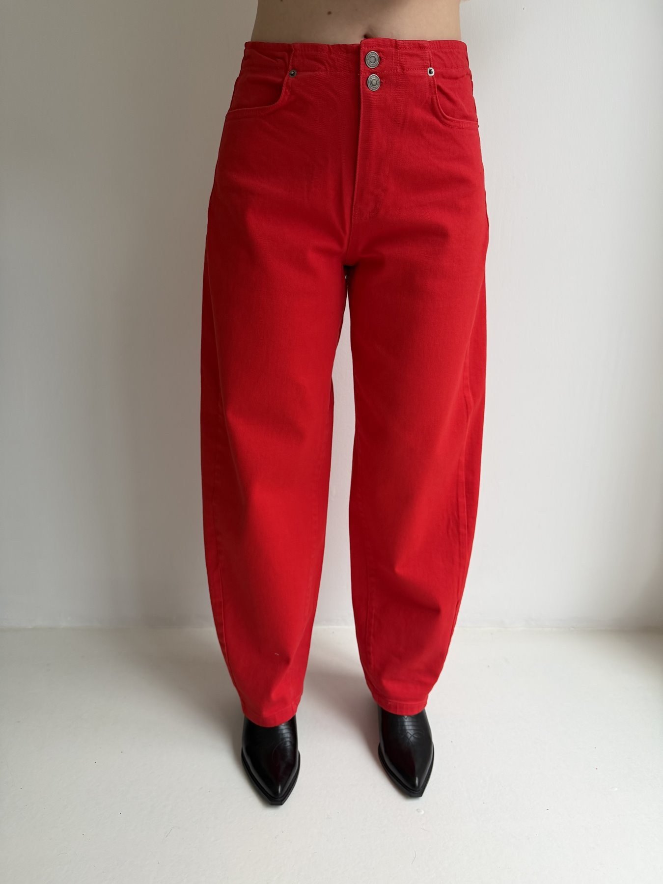 Gabardin Arkası Tokalı Balon Pantolon Kırmızı