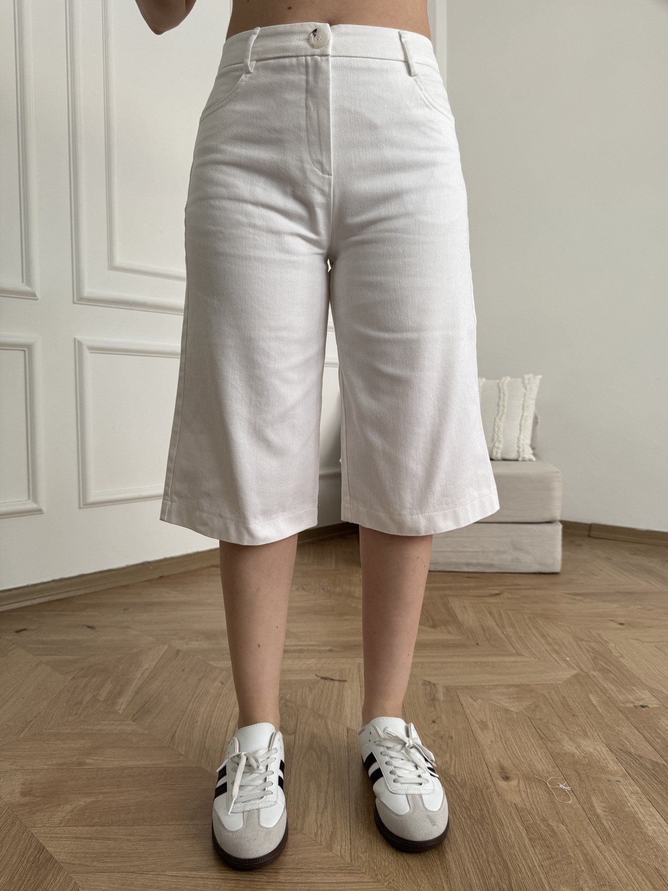 Gabardin Bol Bermuda Beyaz