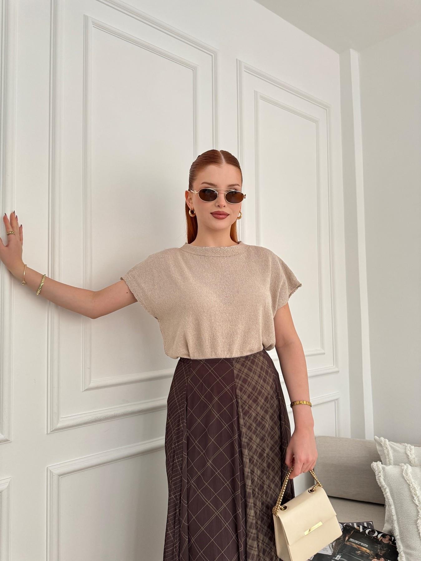 Geniş Yaka Kolsuz Triko Taş
