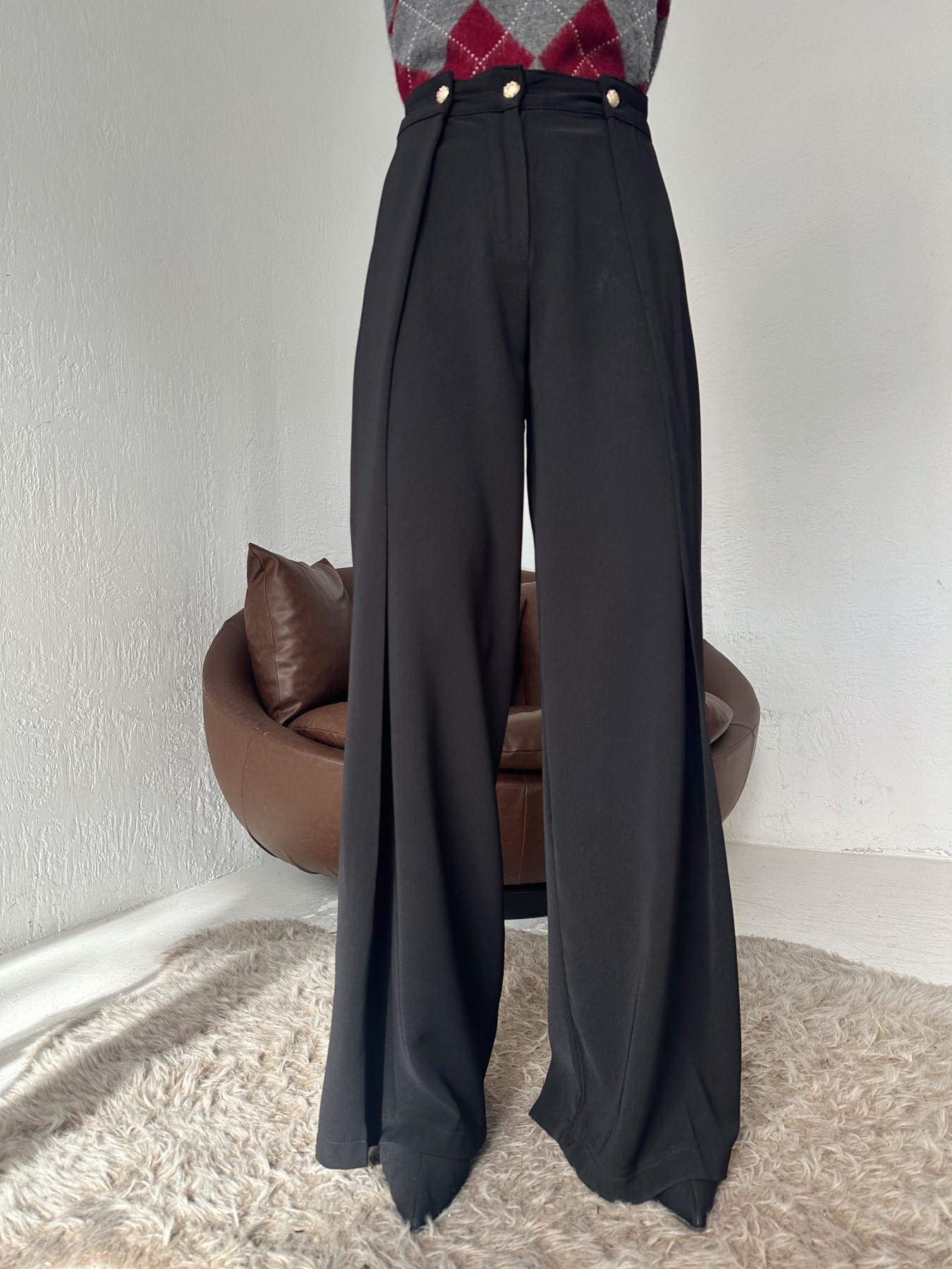 Gold Düğmeli Bol Pantolon SİYAH