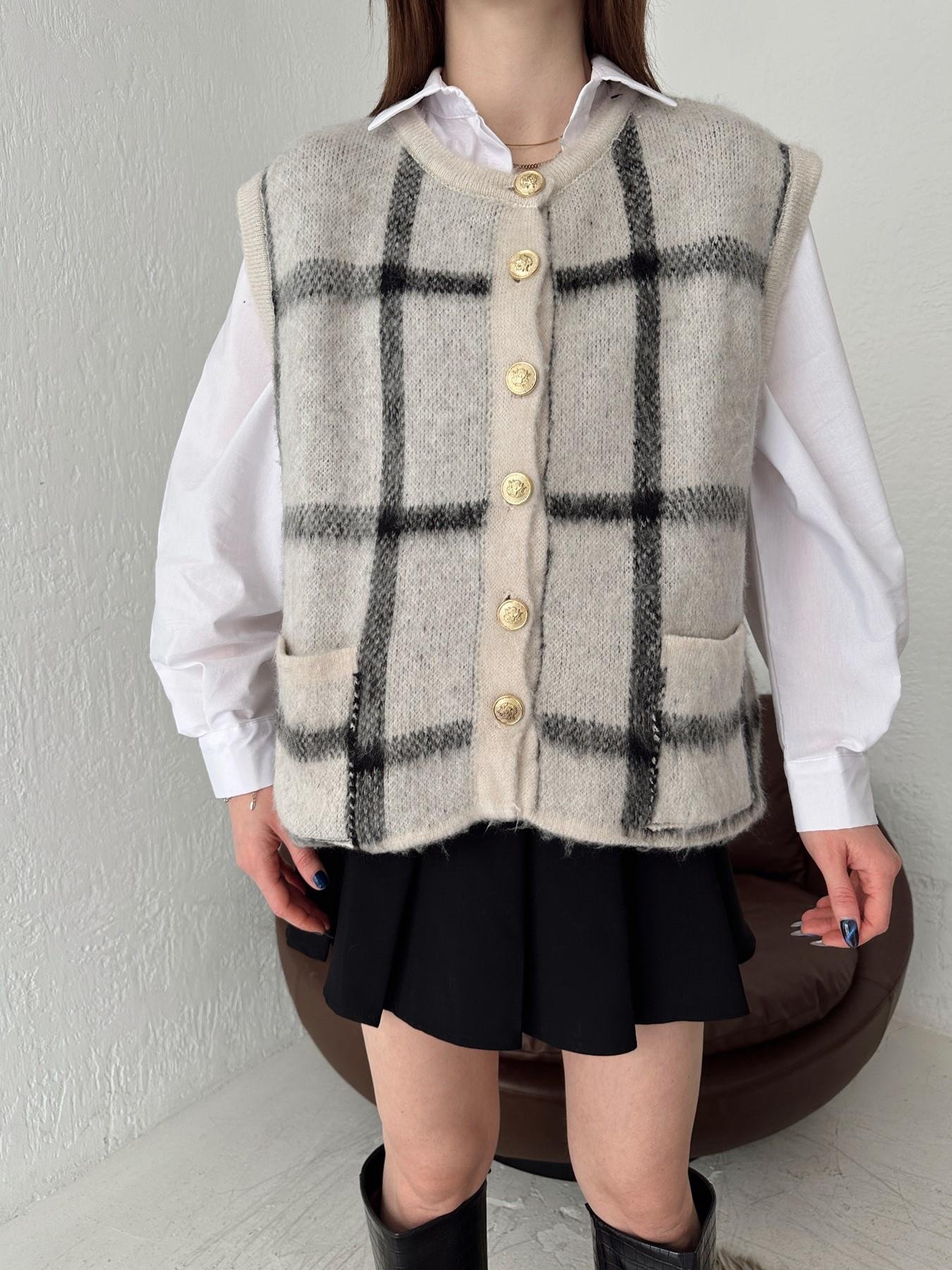 Gold Düğmeli Desenli Hırka TAŞ