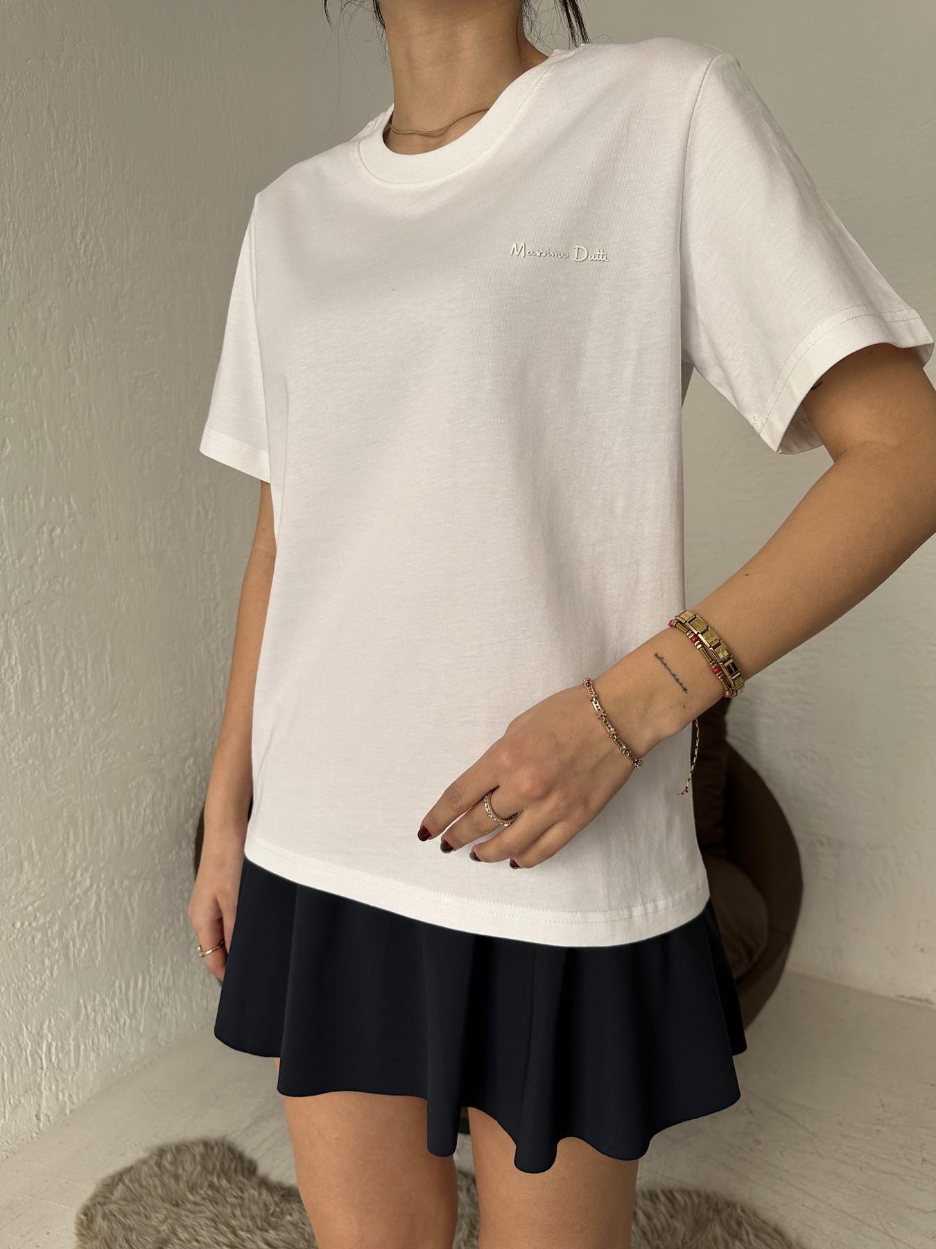 Kabartmalı Yazılı Tişört EKRU