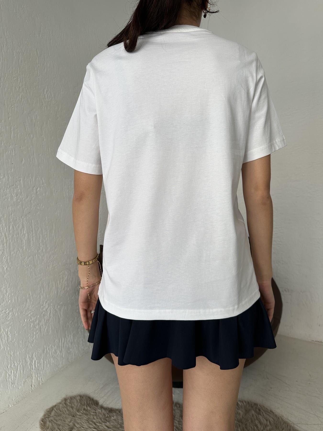 Kabartmalı Yazılı Tişört EKRU