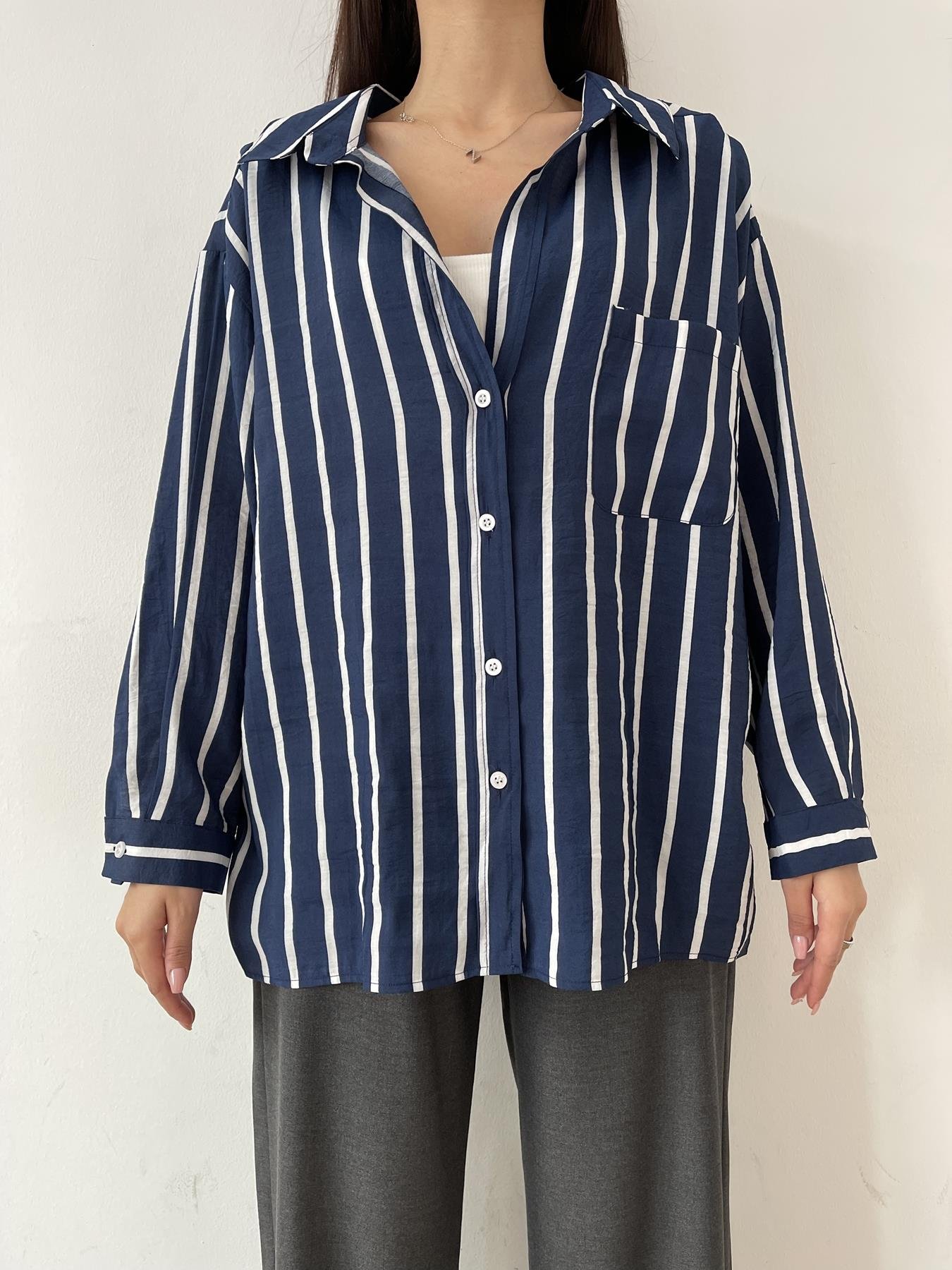 Kalın Çizgili Tek Cep Gömlek LACİVERT