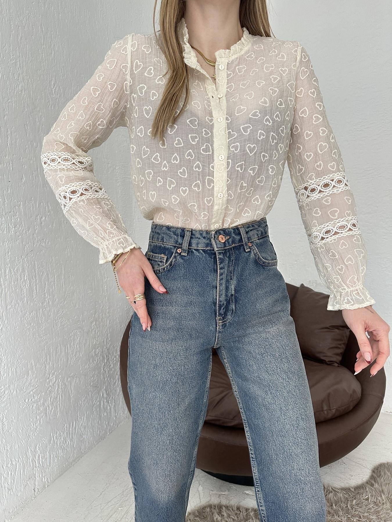 Kalp Desenli Gömlek Bej
