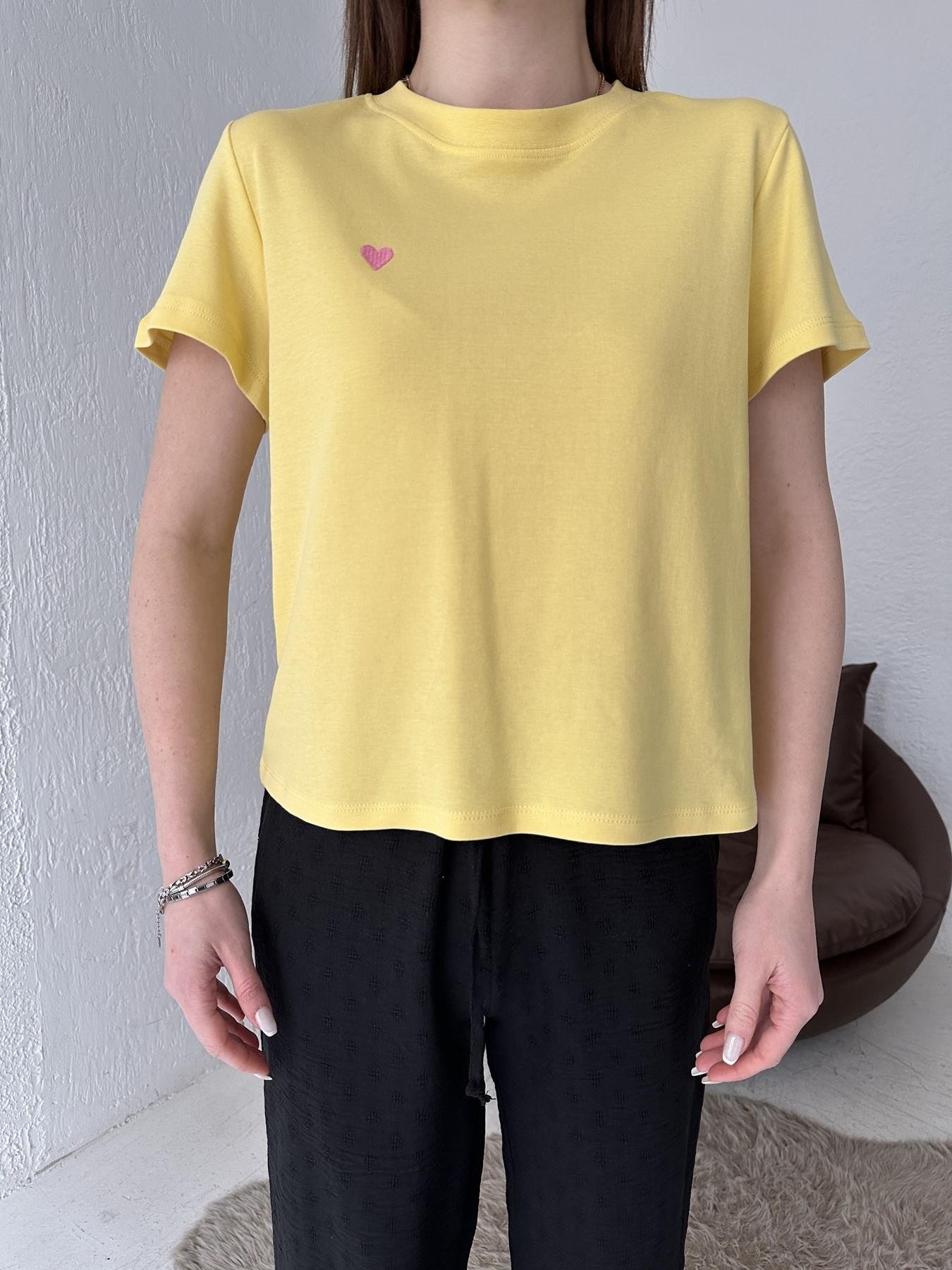 Kalp Nakışlı Tişört SARI