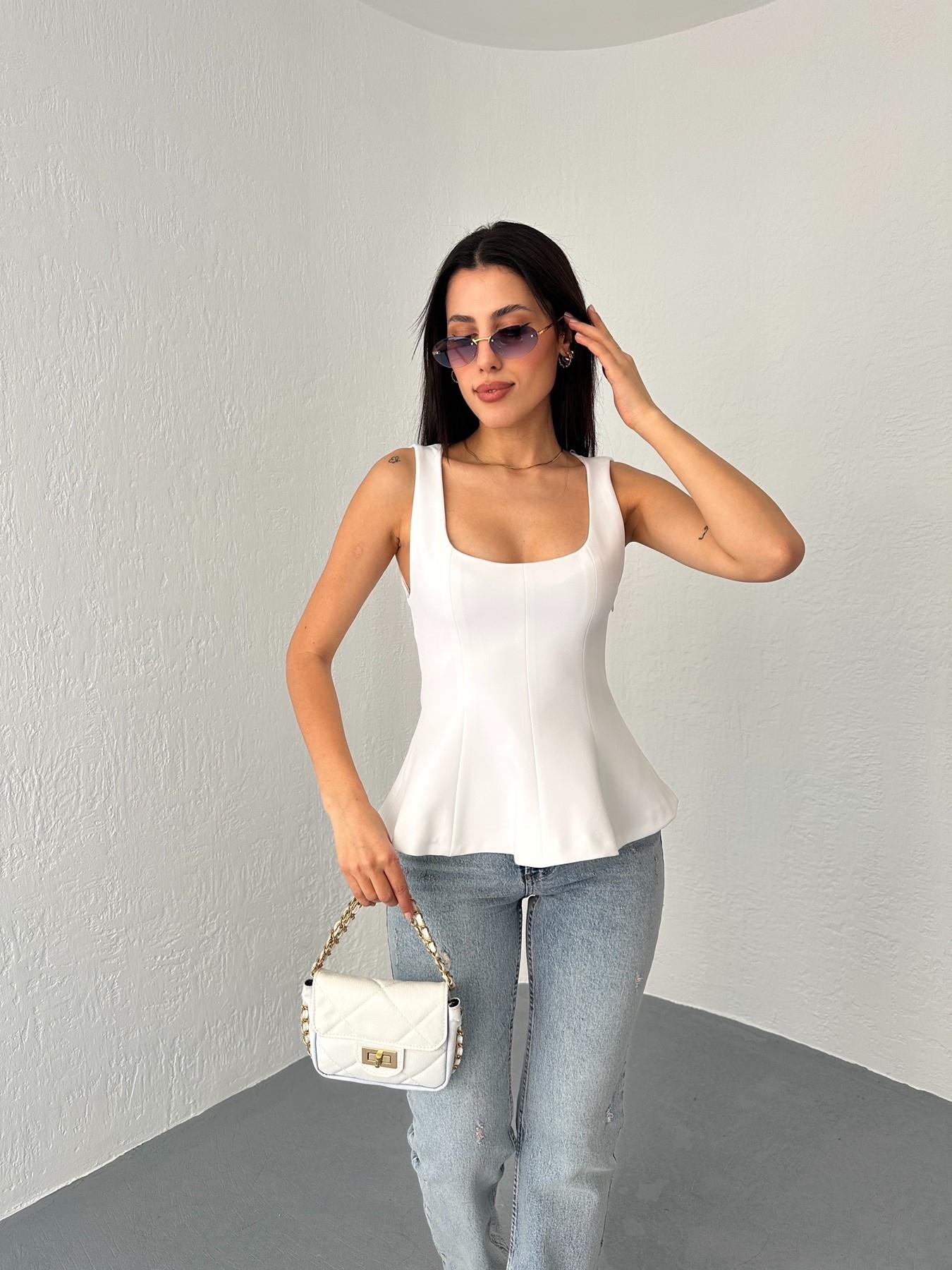 Kare Yaka Peplum Top Ekru