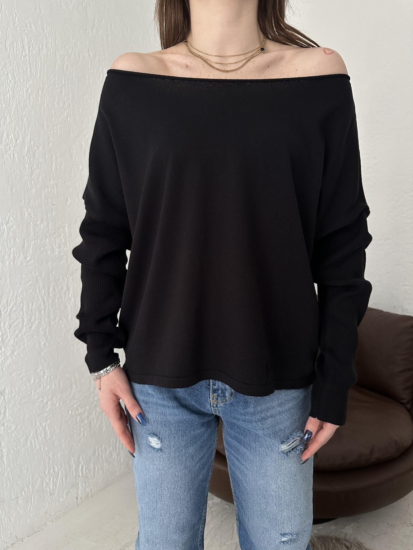 Kayık Yaka Uzun Kollu Triko SİYAH