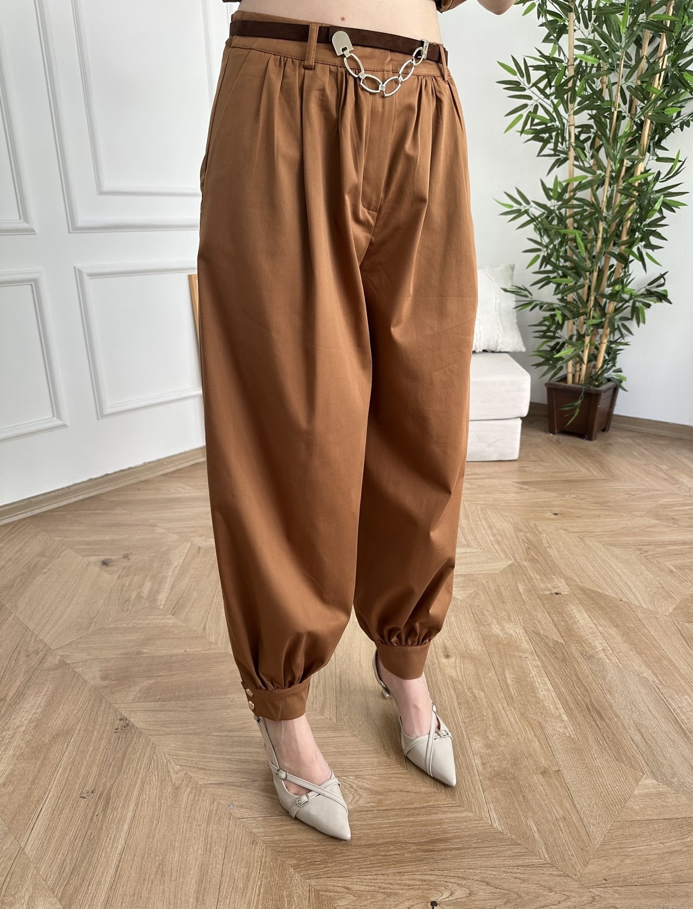 Kemerli Şalvar Kesim Pantolon Taba