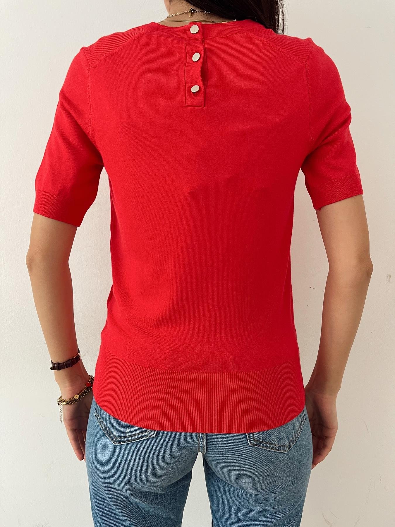 Kısa Kol Arkası Düğmeli Triko KIRMIZI