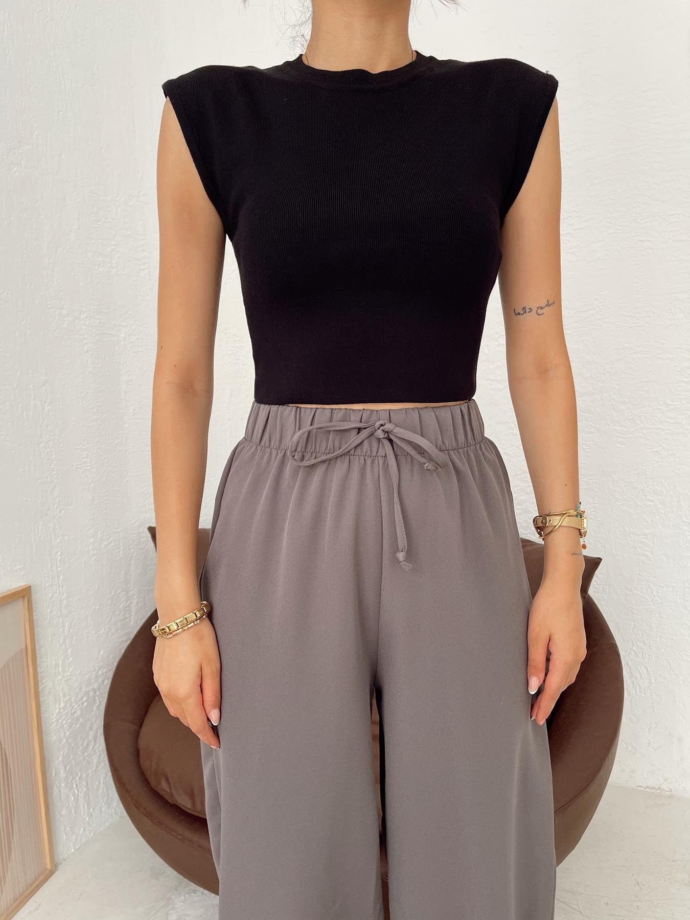 Kısa Kollu Crop Triko SİYAH