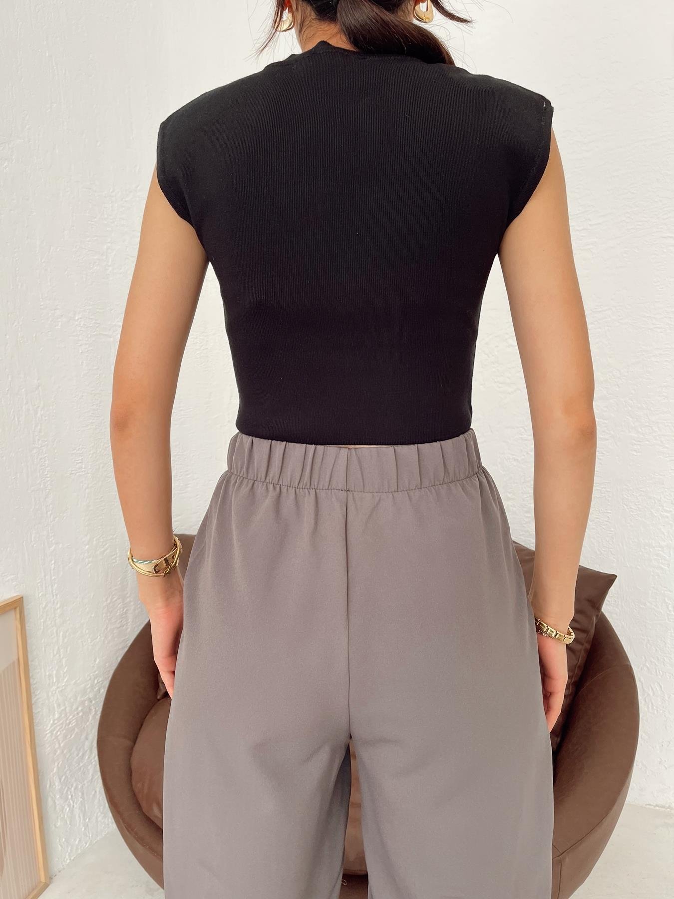 Kısa Kollu Crop Triko SİYAH