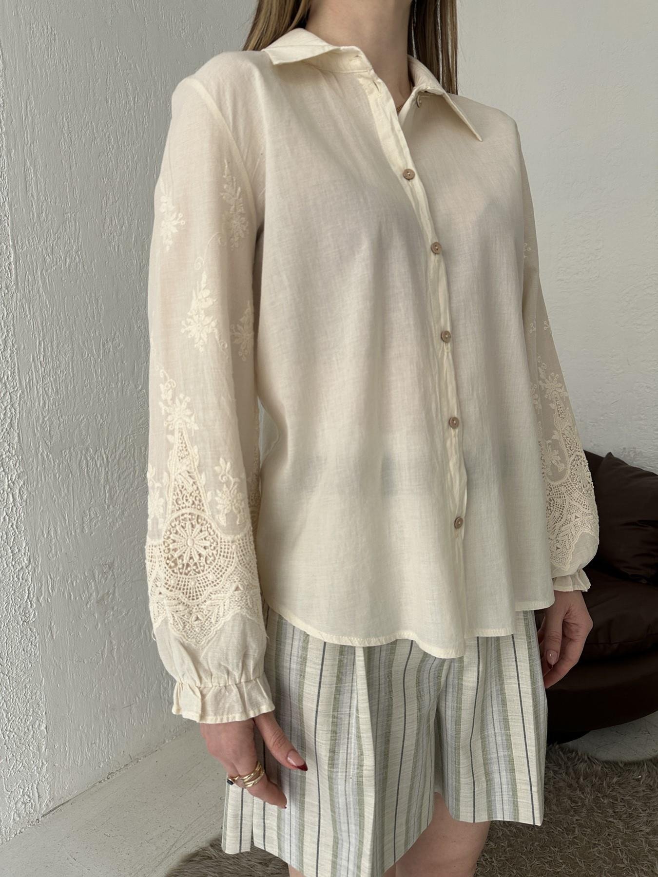 Kolları Dantelli Gömlek Bej