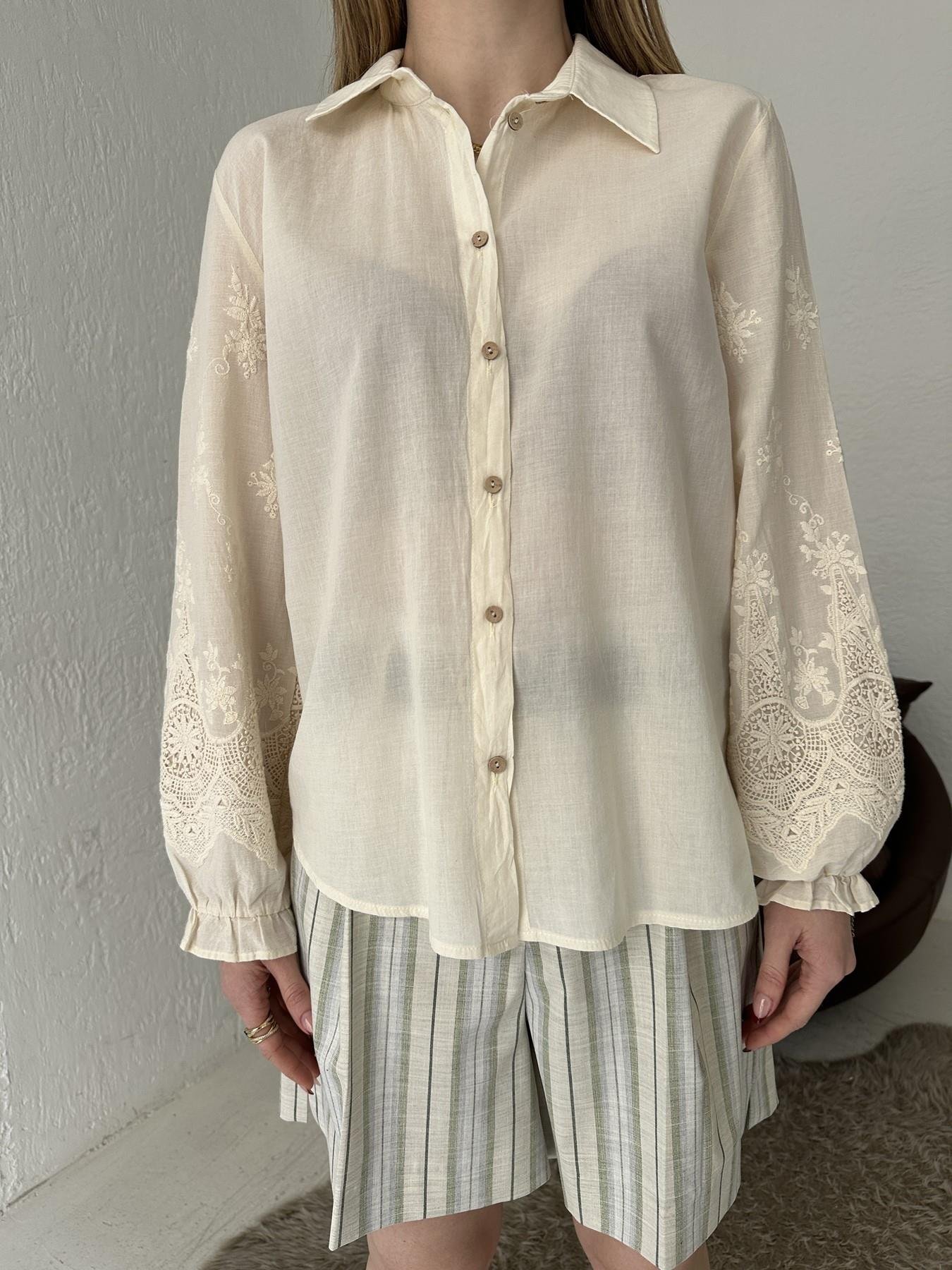 Kolları Dantelli Gömlek Bej