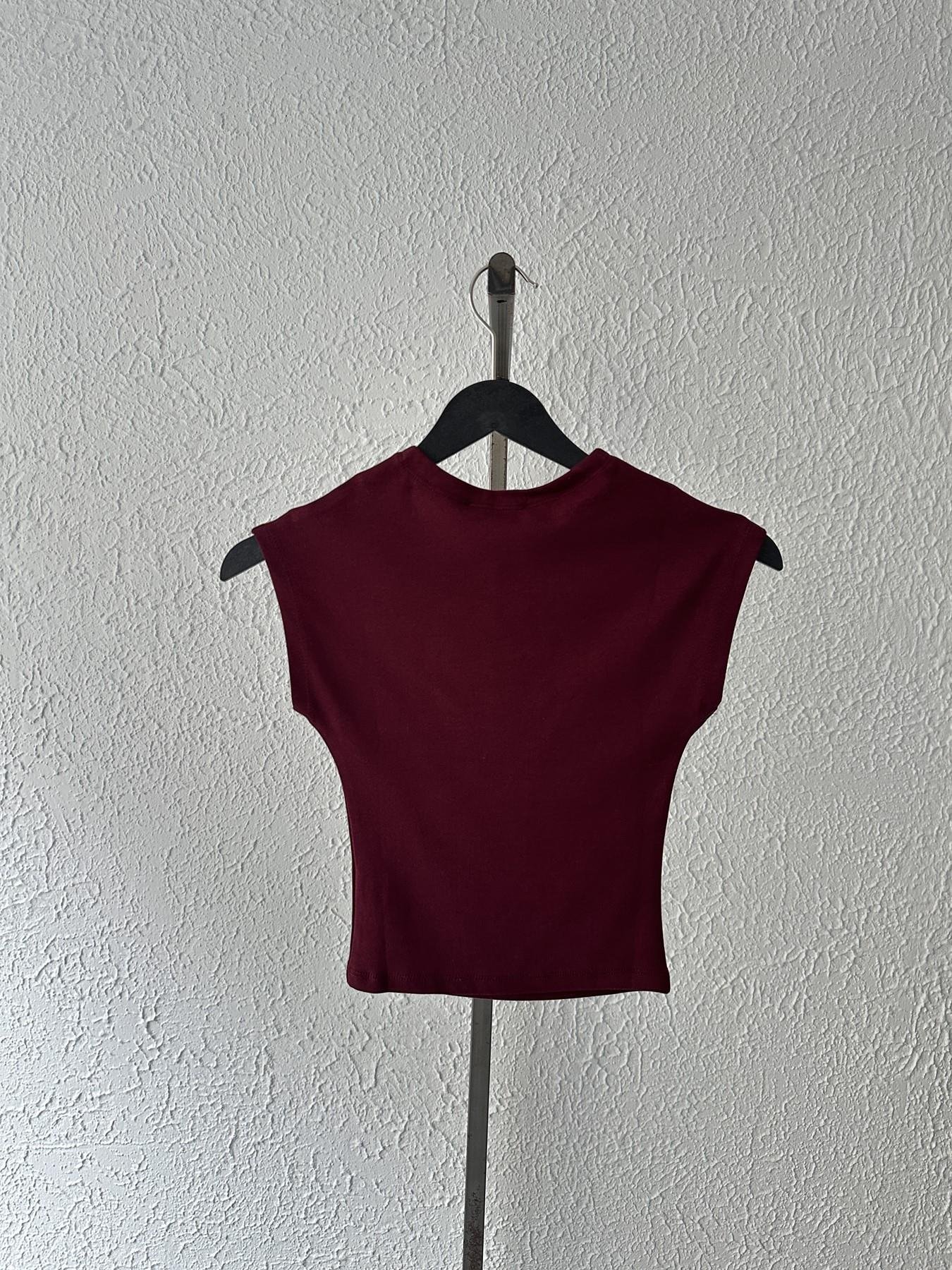 Kolsuz Crop Tişört Bordo