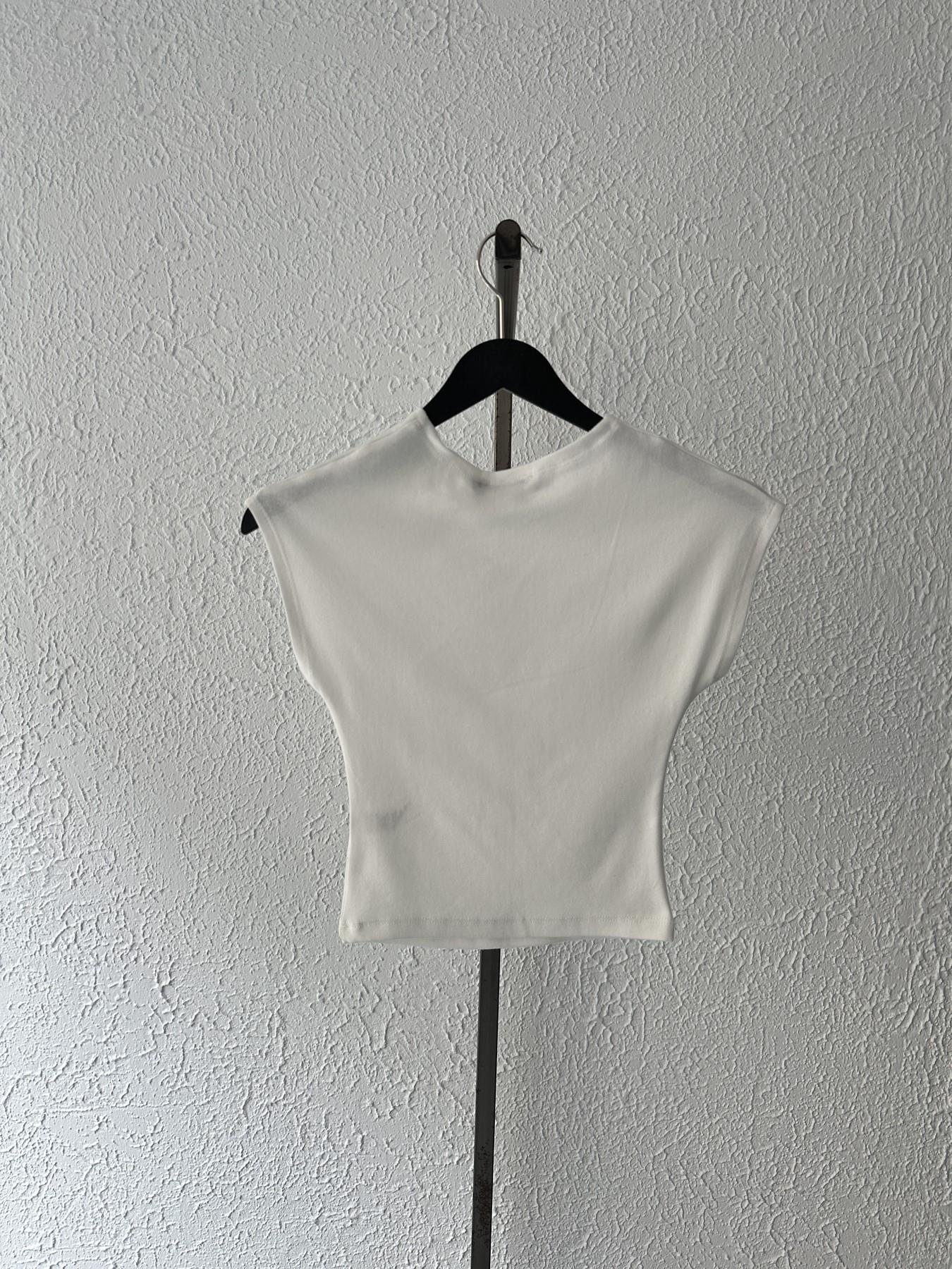 Kolsuz Crop Tişört Ekru