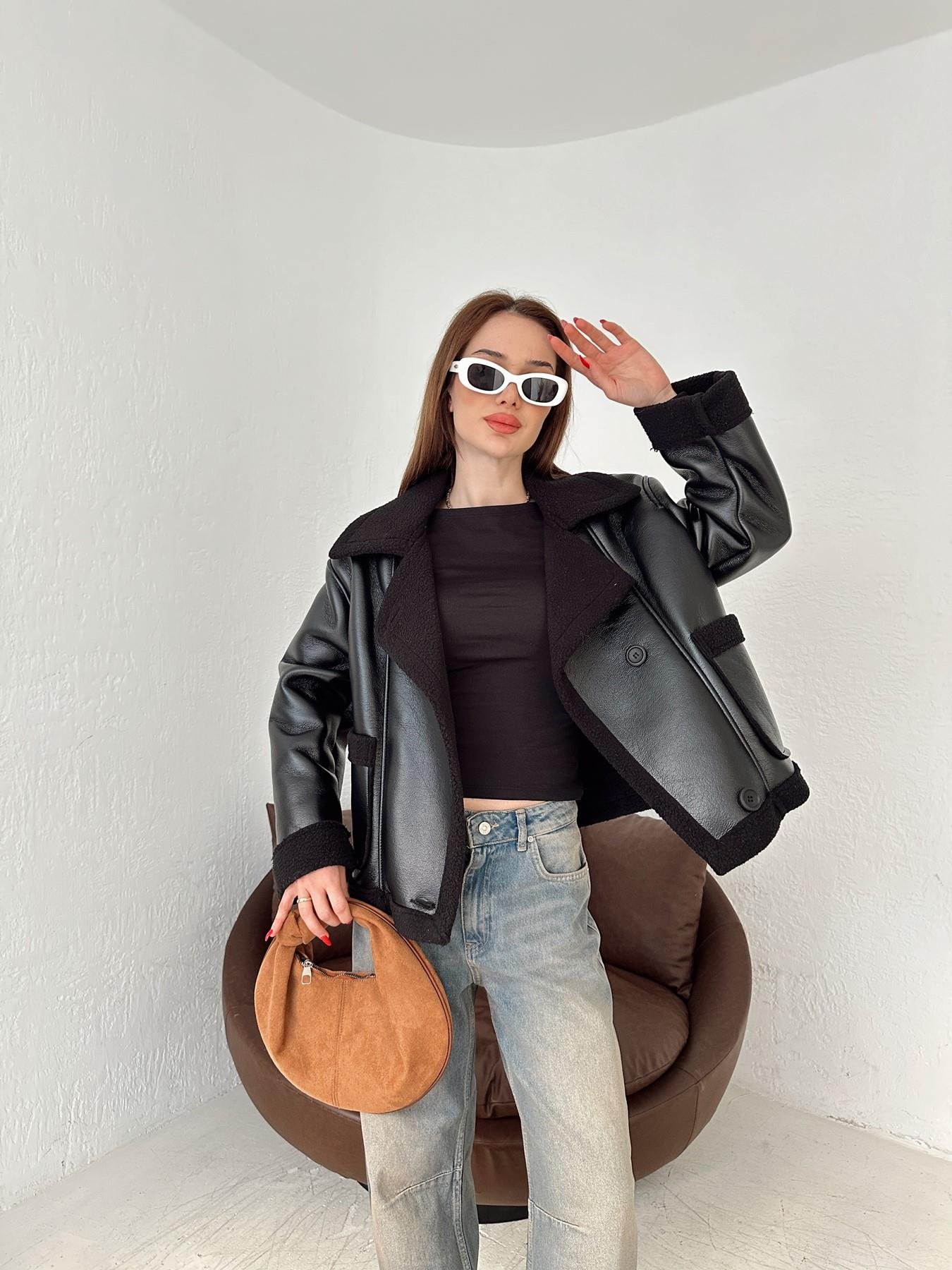 Kruvaze Yaka İçi Kürklü Mont SİYAH