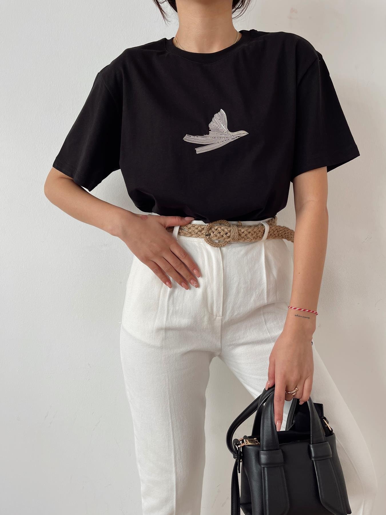 Kuş Detay Tişört SİYAH