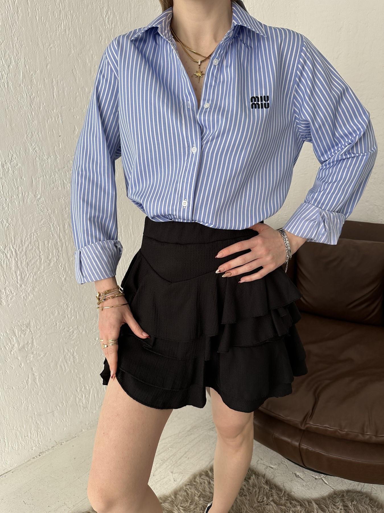 MIU Nakışlı Çizgili Gömlek Mavi-beyaz
