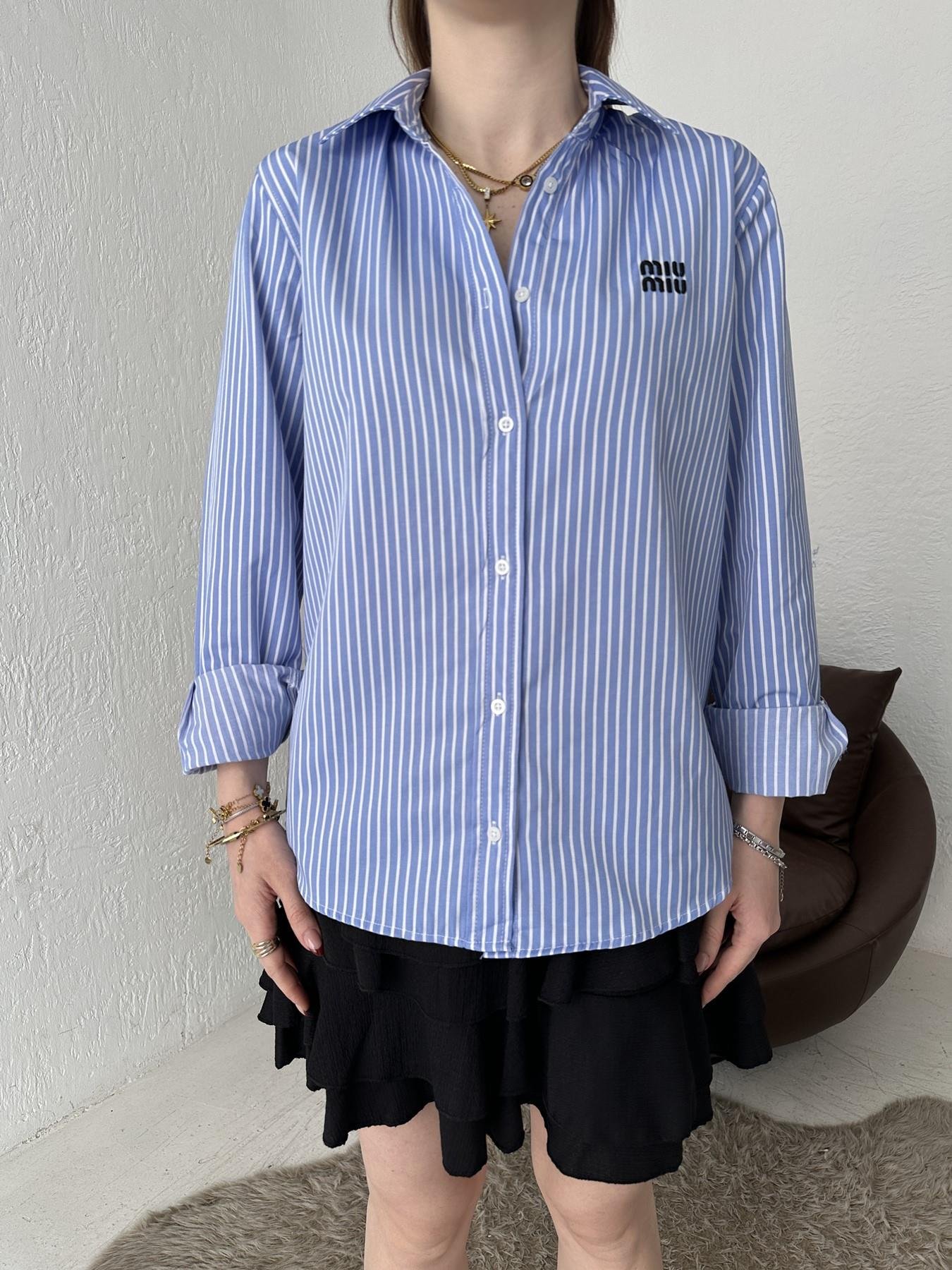 MIU Nakışlı Çizgili Gömlek Mavi-beyaz