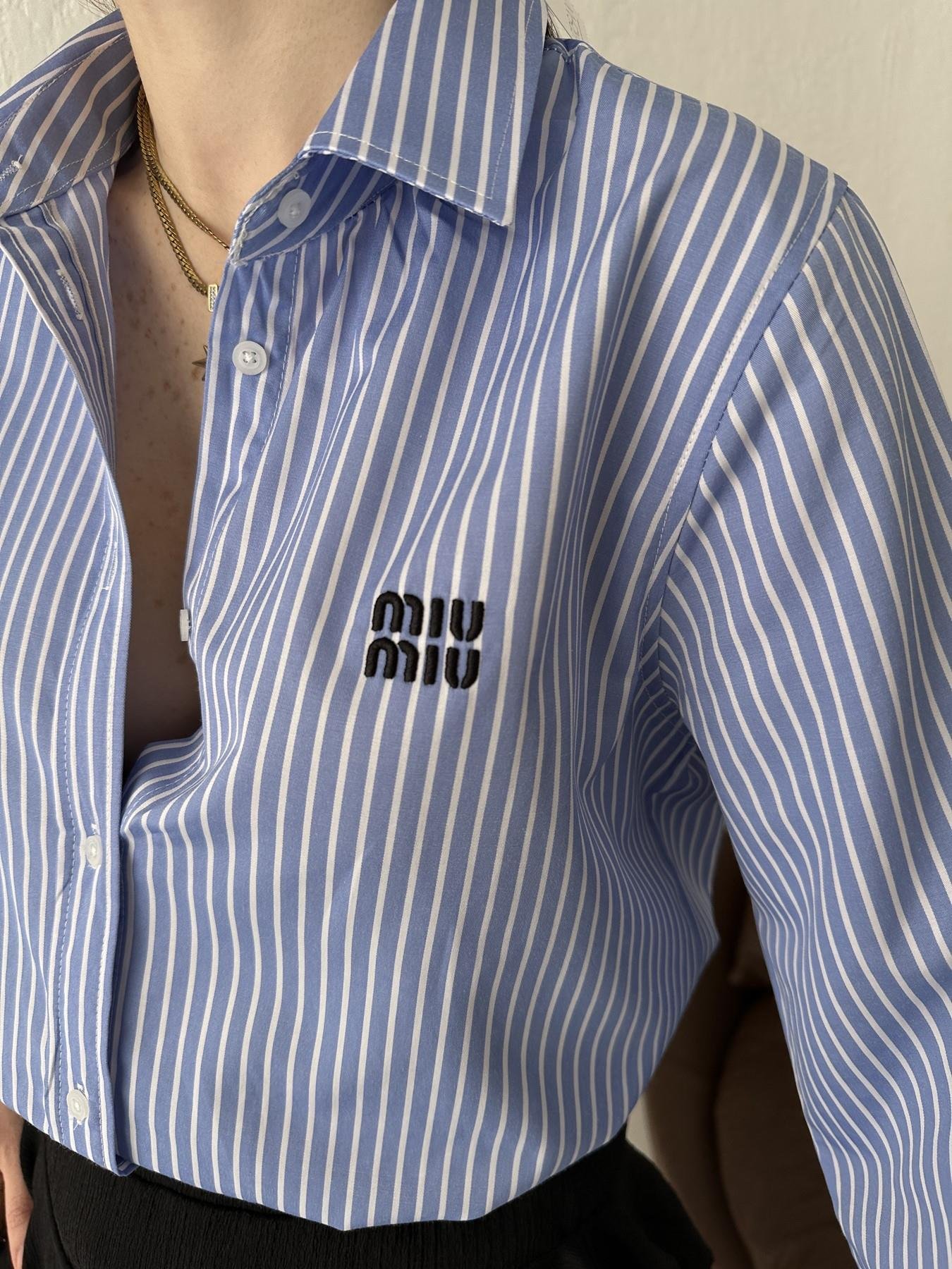 MIU Nakışlı Çizgili Gömlek Mavi-beyaz