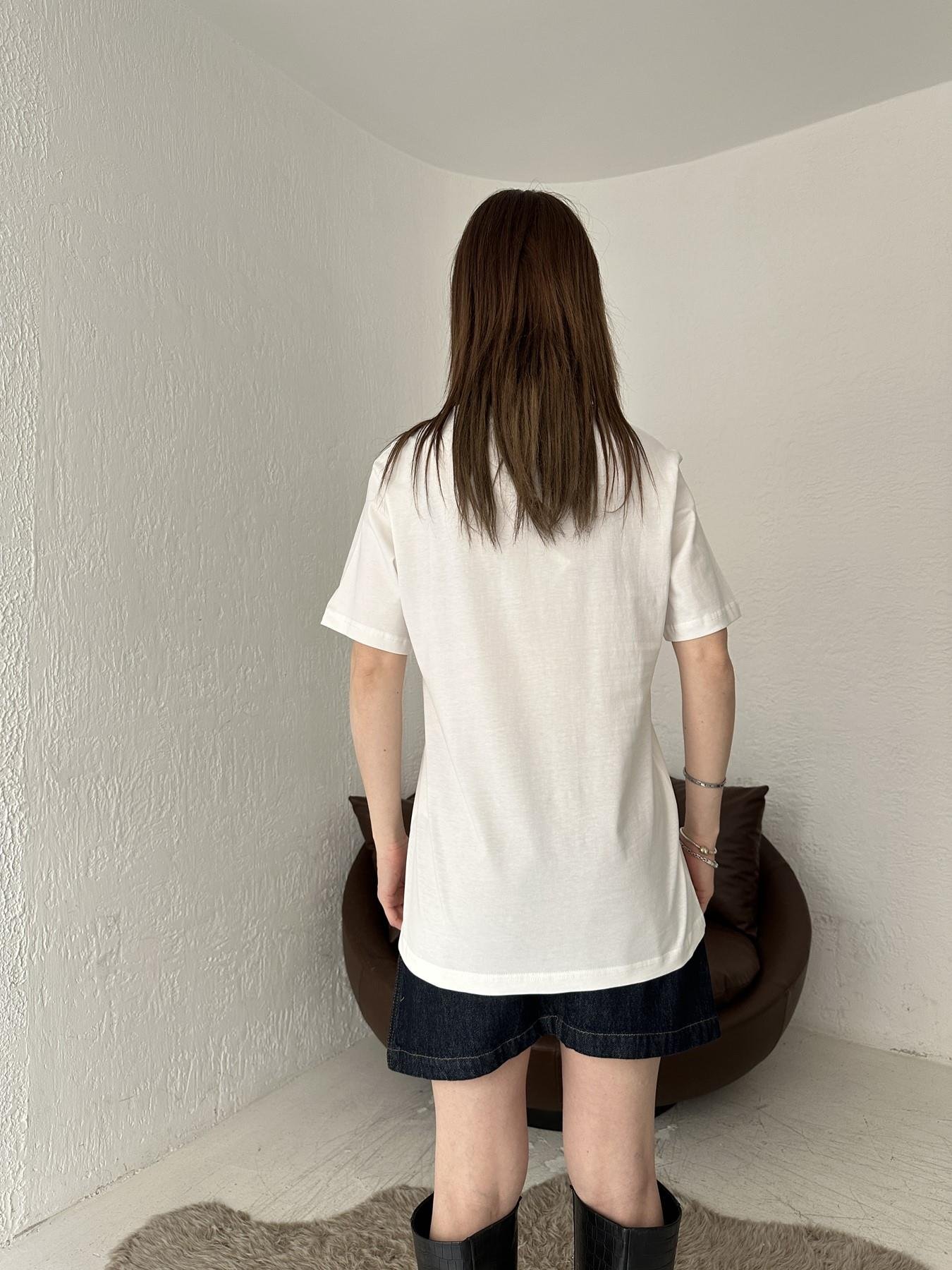 Nakışlı Tişört EKRU